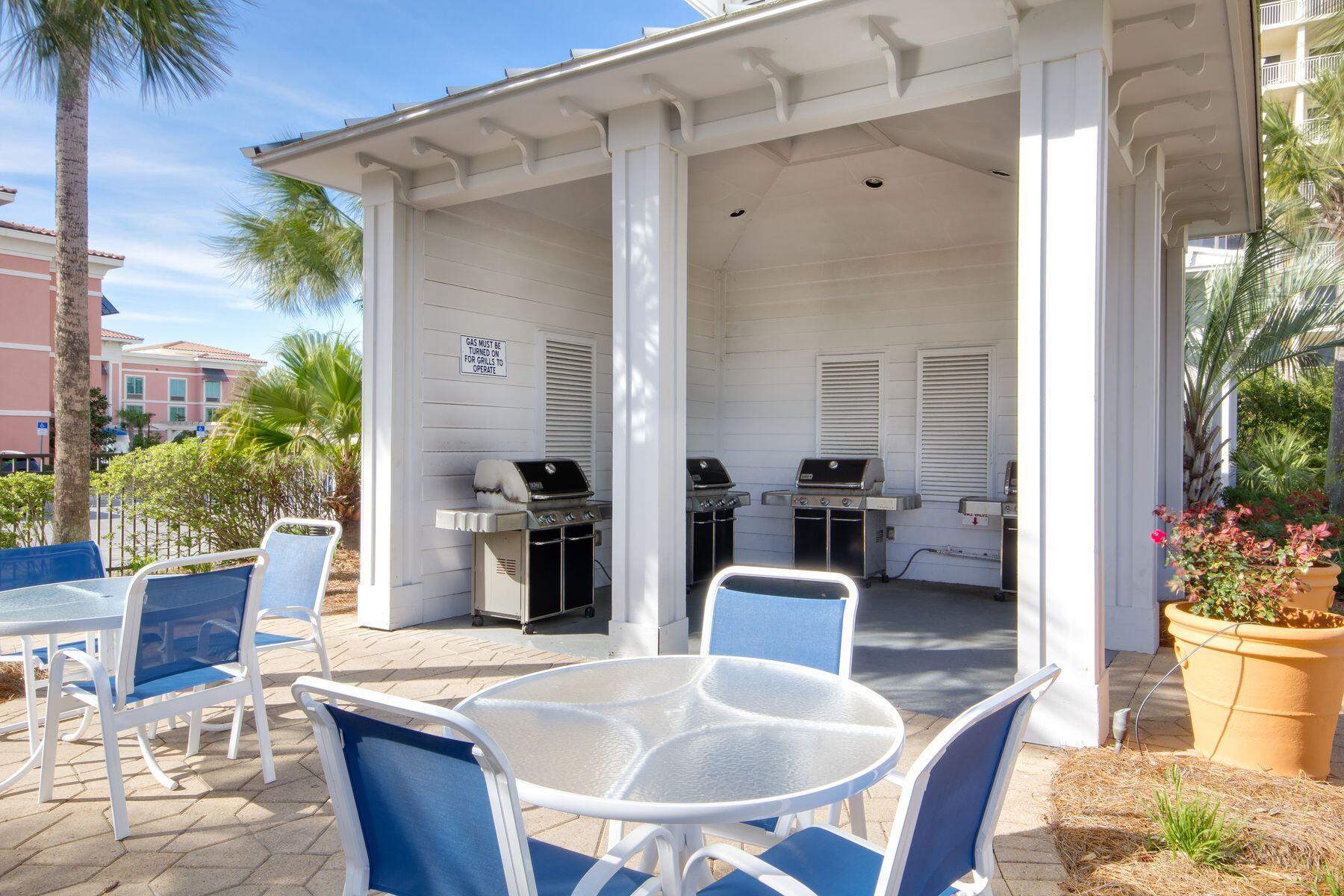 STERLING SHORES - Residential