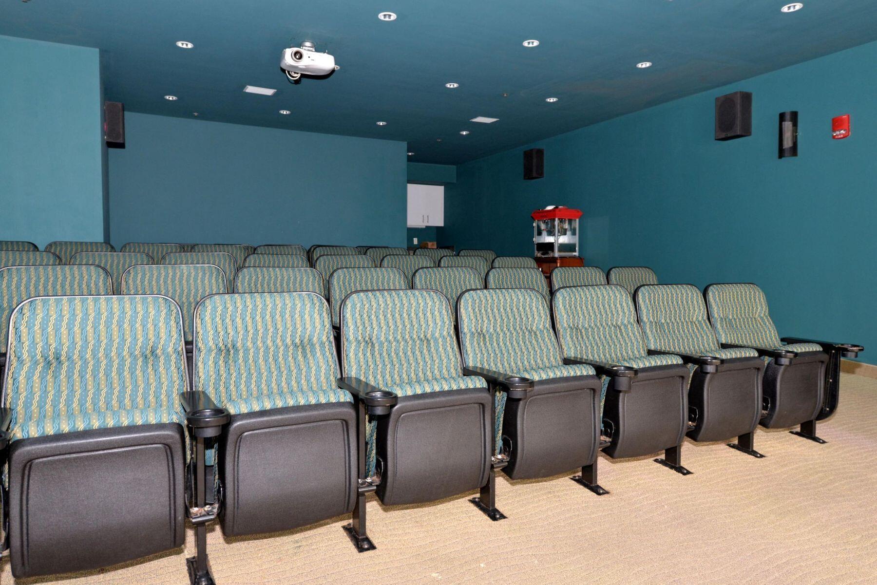 STERLING SHORES - Residential