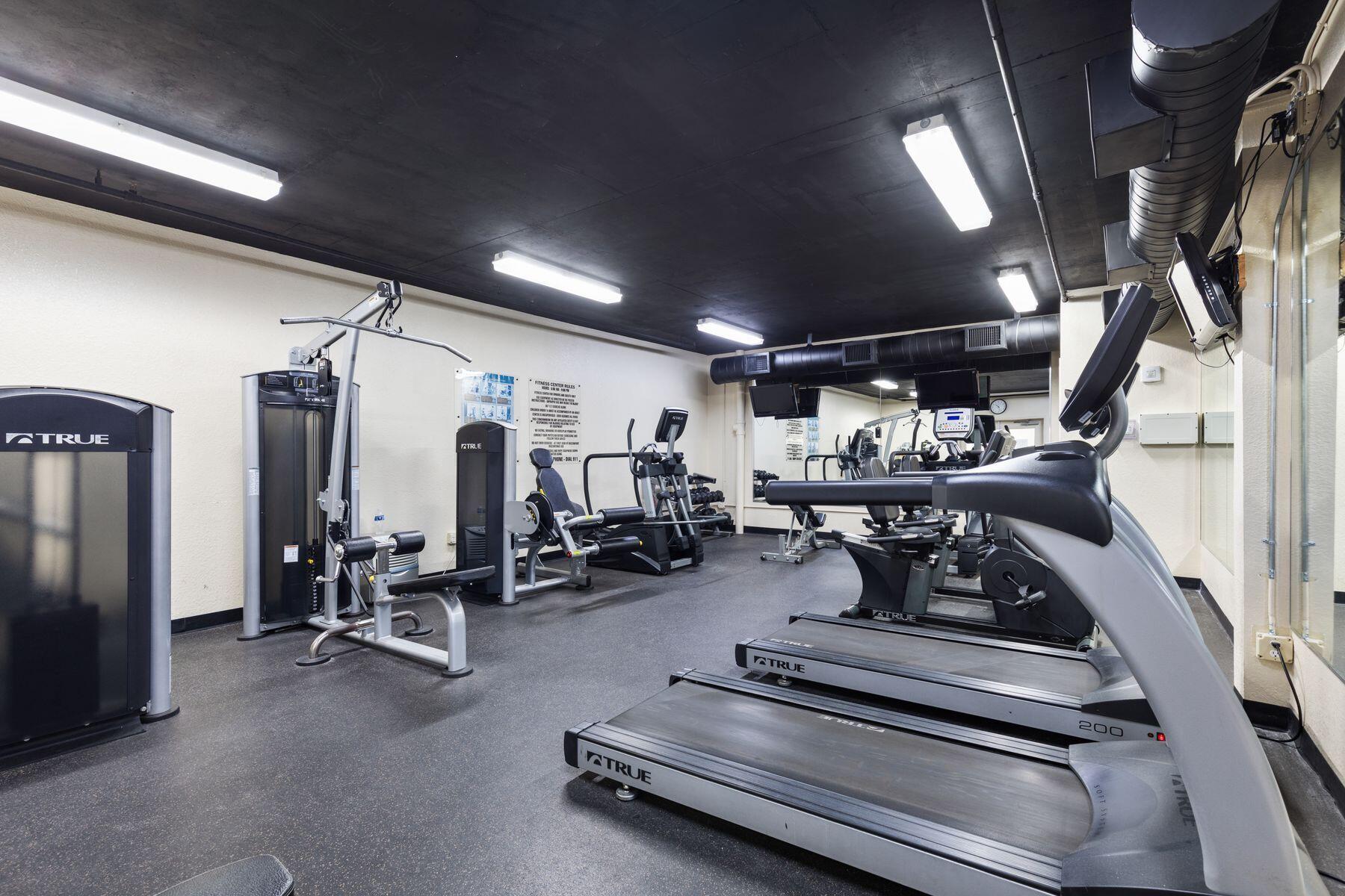 STERLING SHORES - Residential