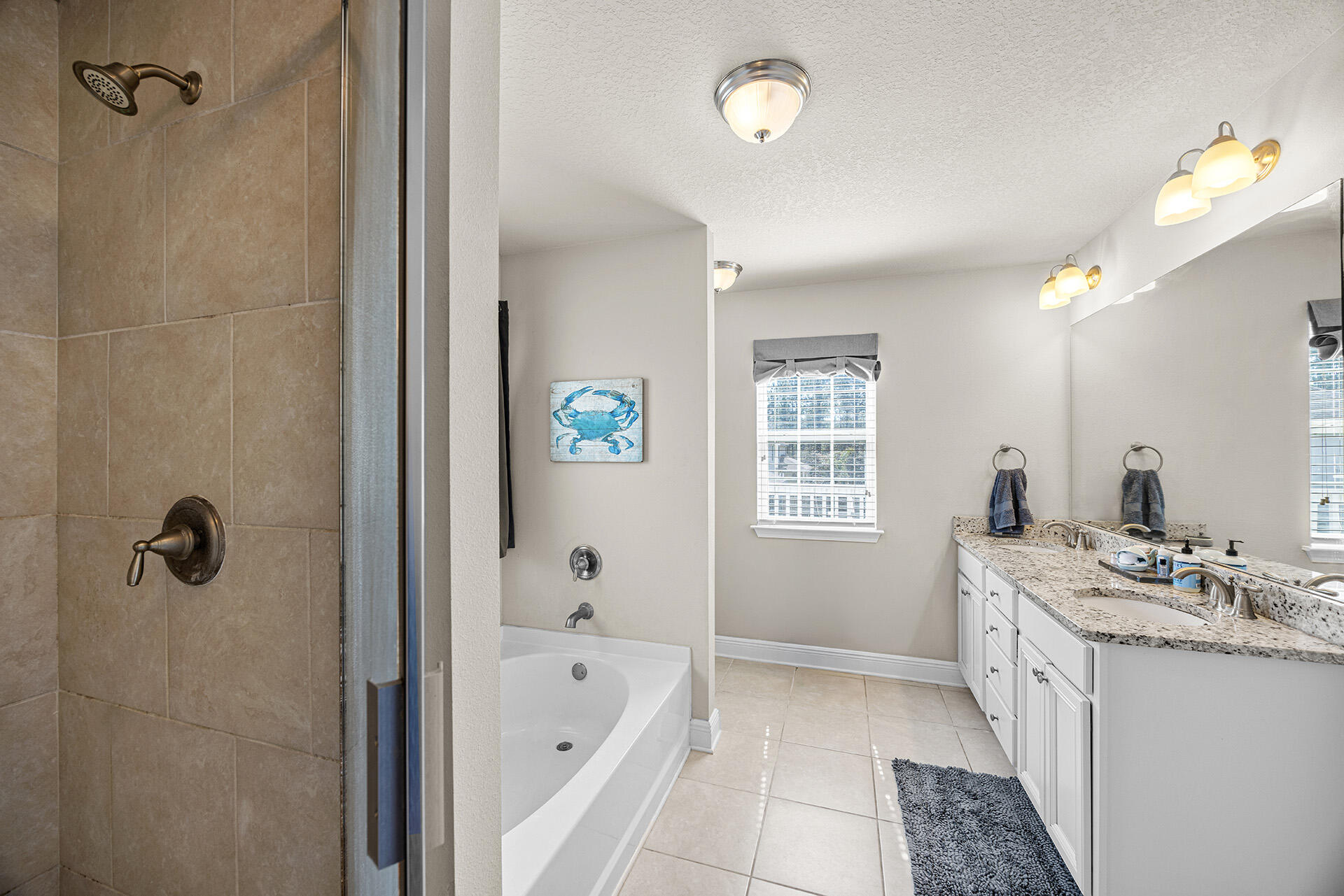 TRANQUILITY BY THE BAY - Residential