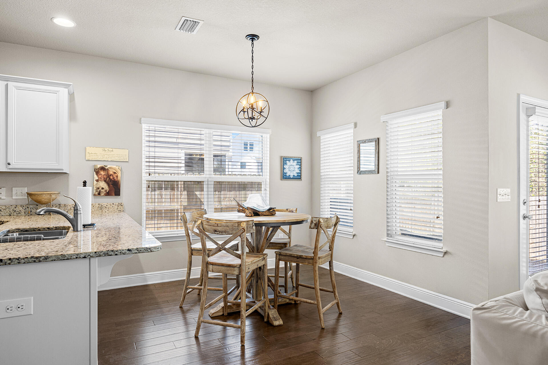 TRANQUILITY BY THE BAY - Residential