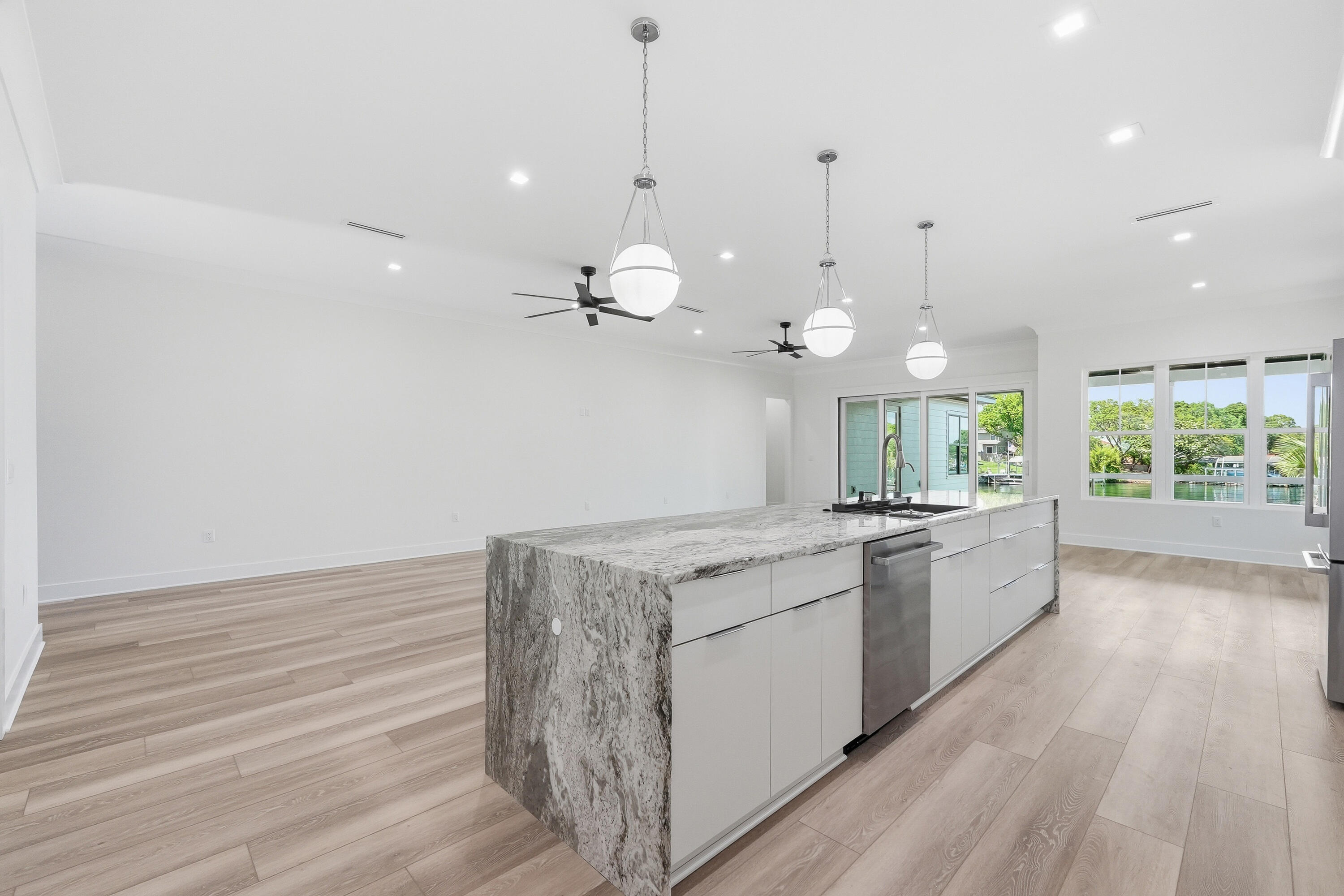 Yacht Club Cove - Residential