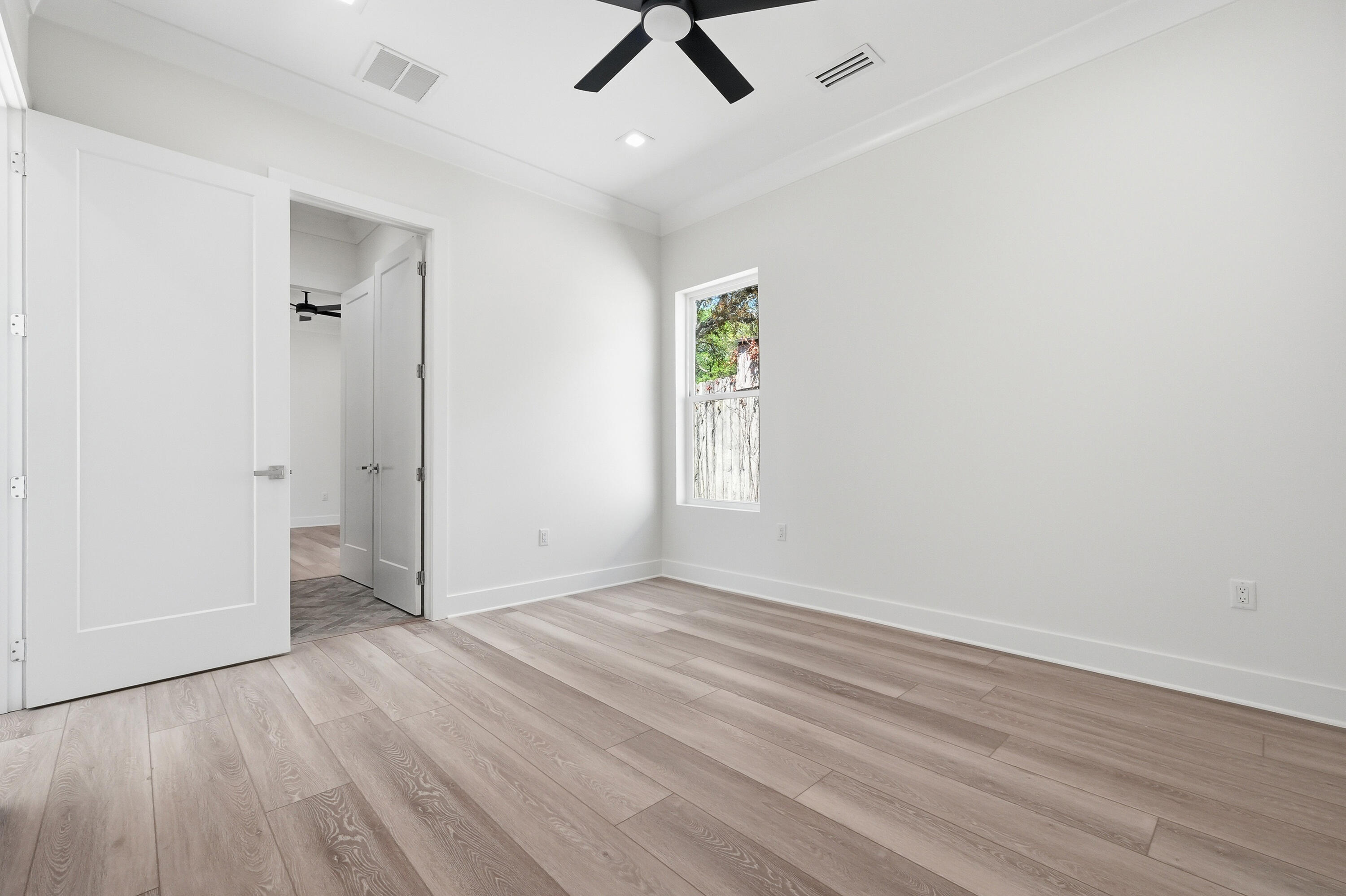 Yacht Club Cove - Residential