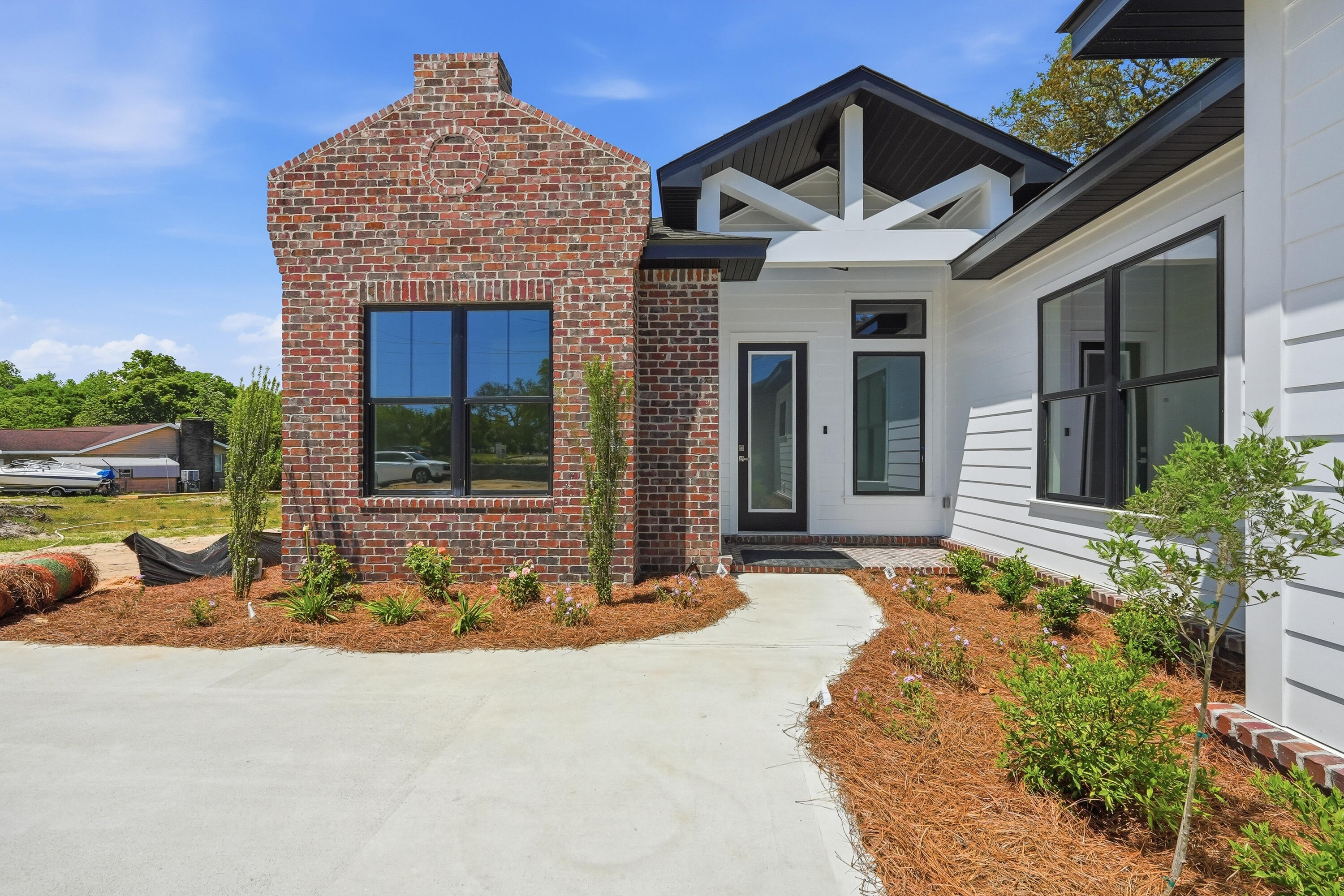 Yacht Club Cove - Residential