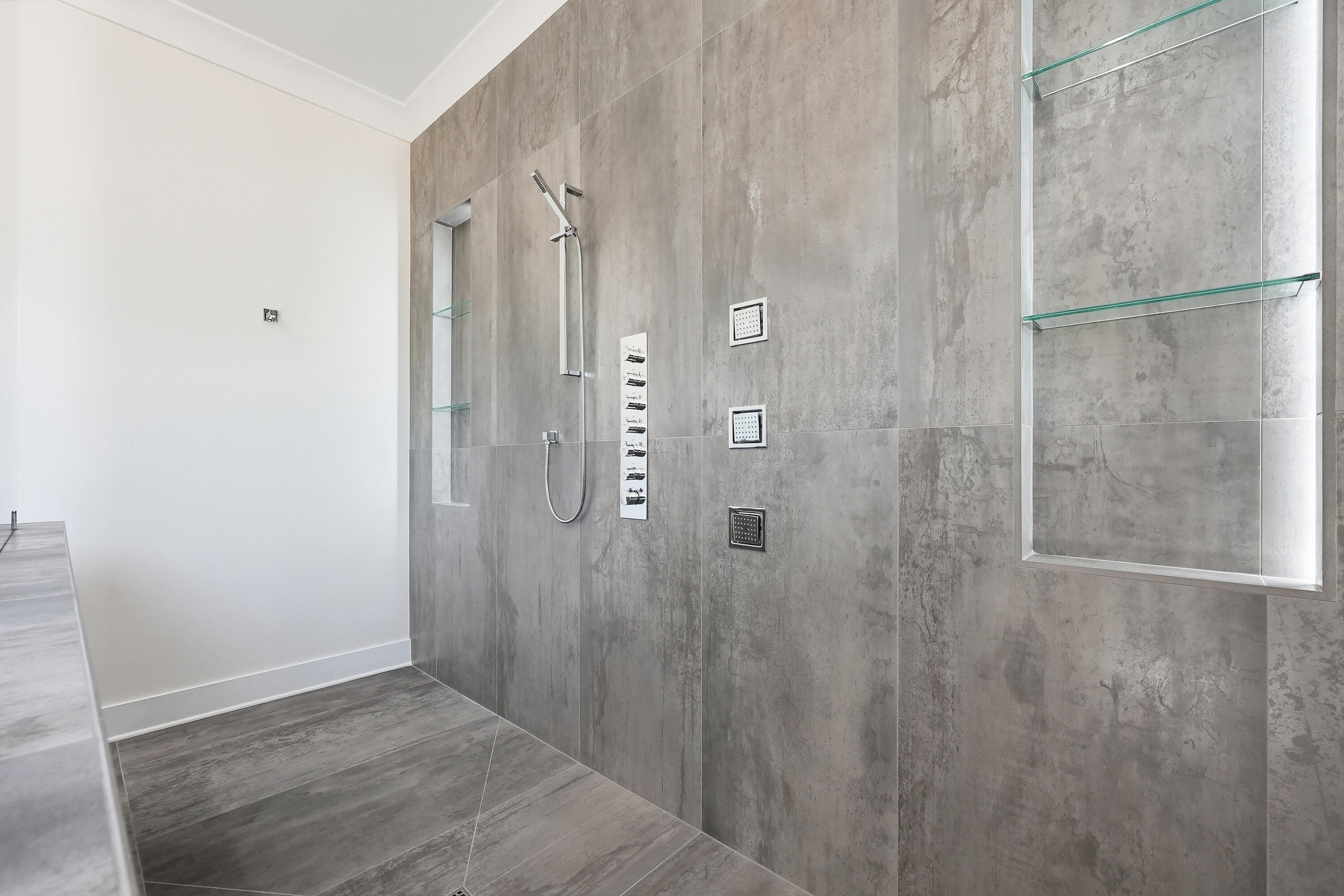 Yacht Club Cove - Residential