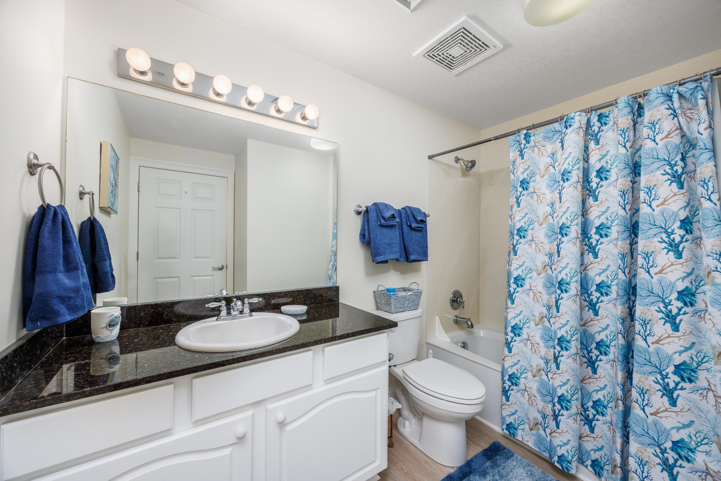 CALYPSO RESORT & TOWERS - Residential