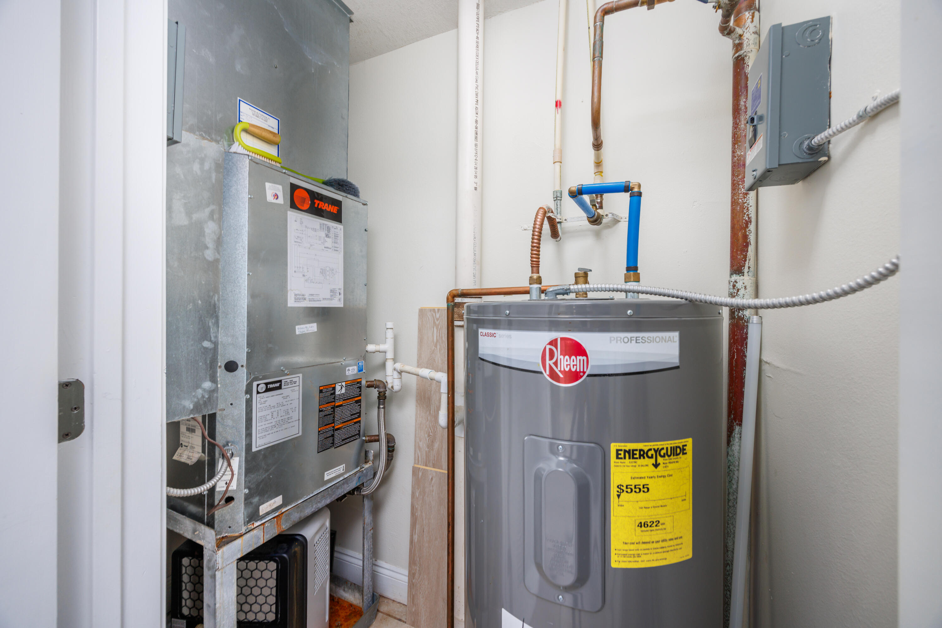 CALYPSO RESORT & TOWERS - Residential