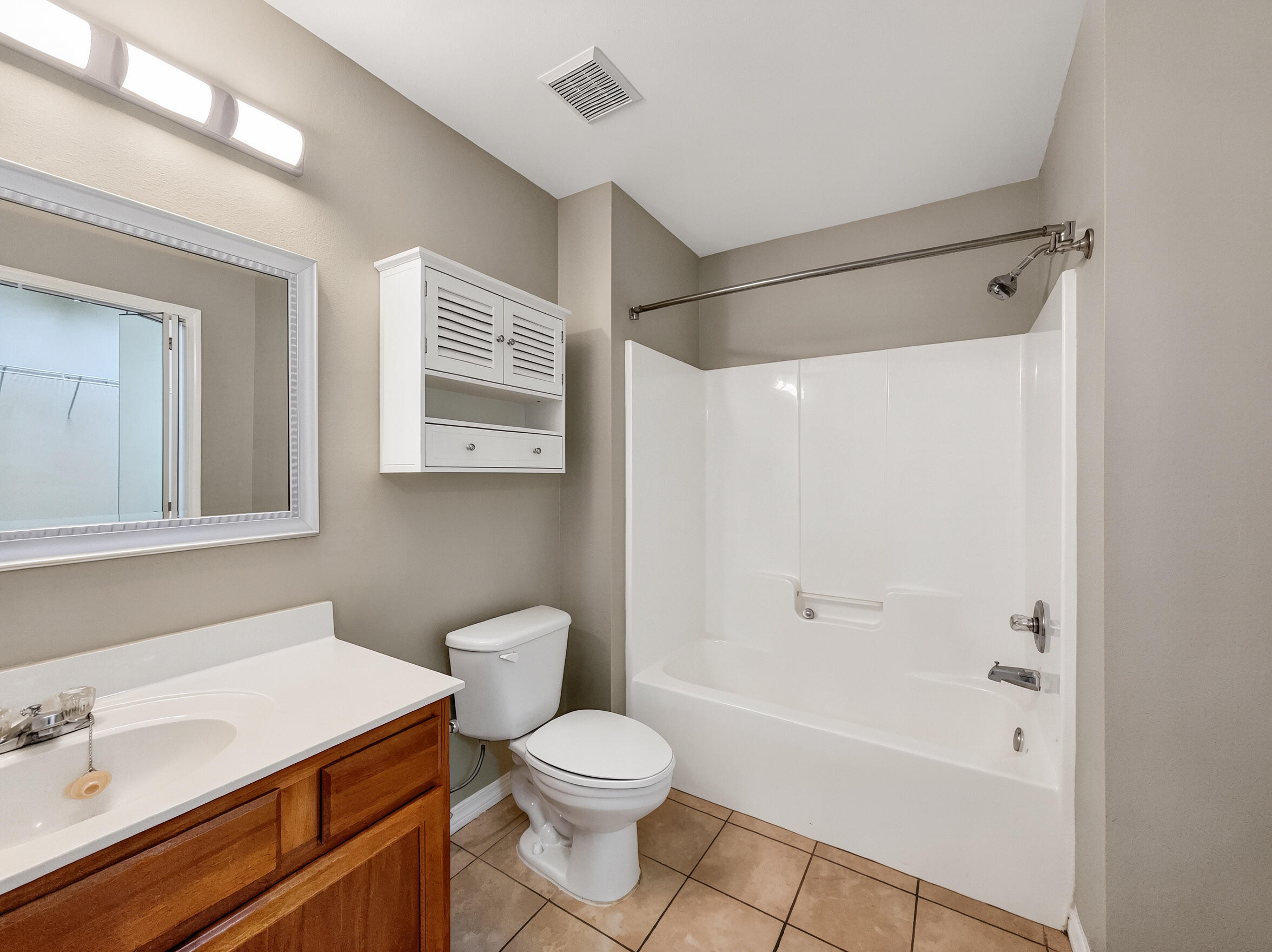 SHELL PARK T/H - Residential Lease