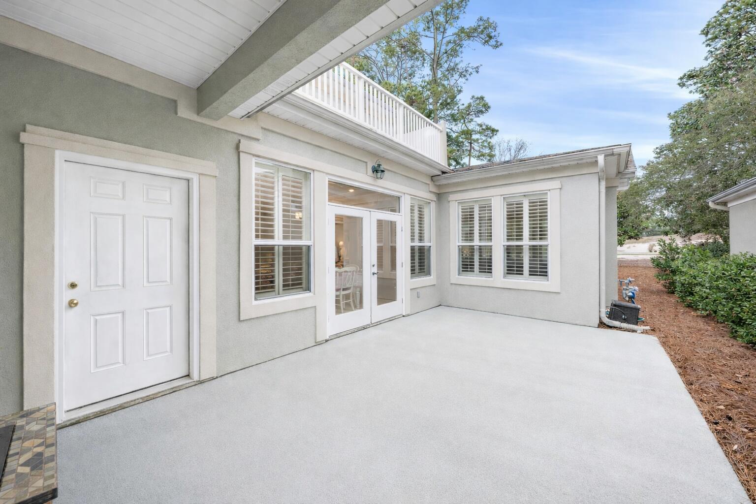 FAIRWAY VILLAS - Residential