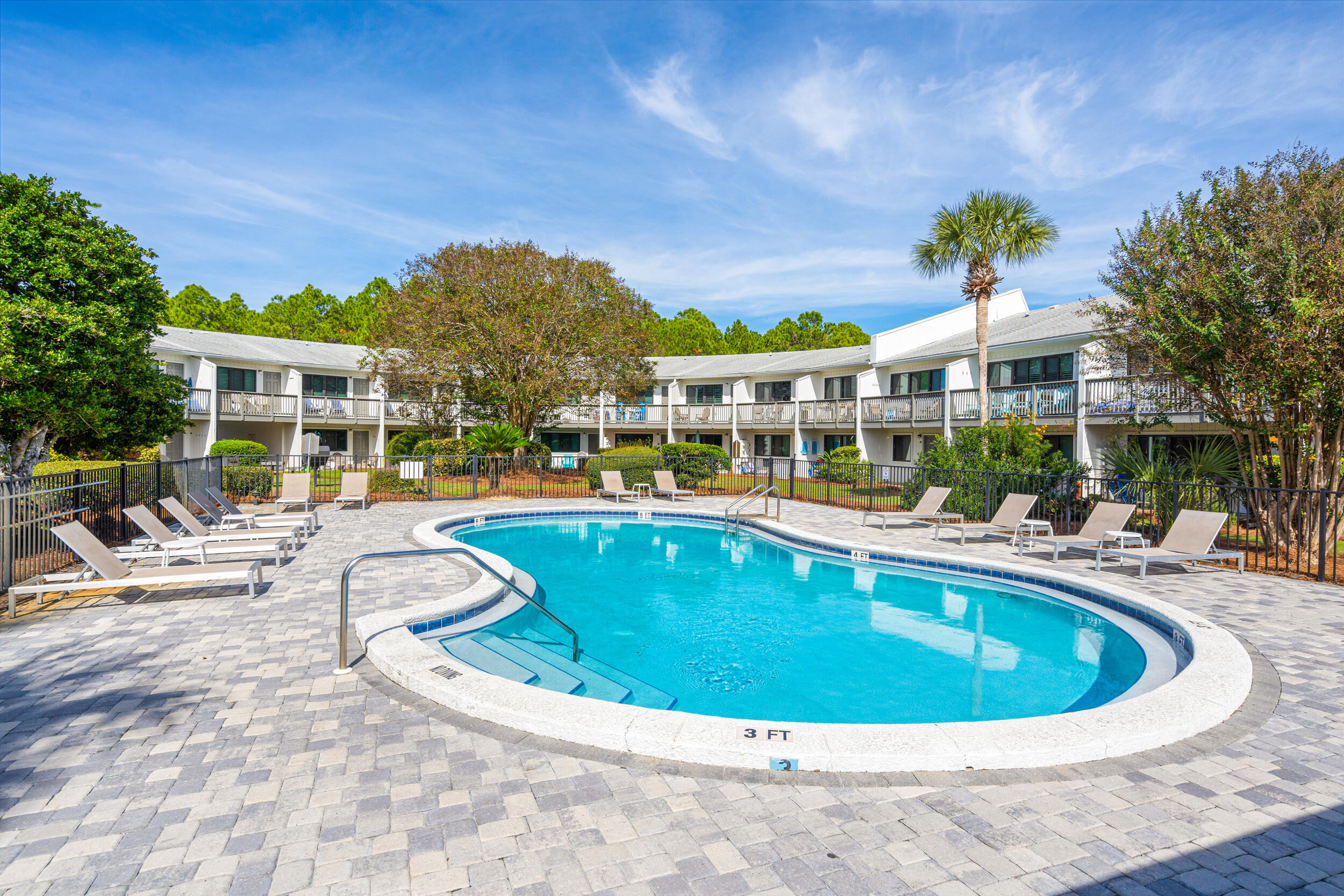 HIDDEN BEACH VILLAS CONDO - Residential