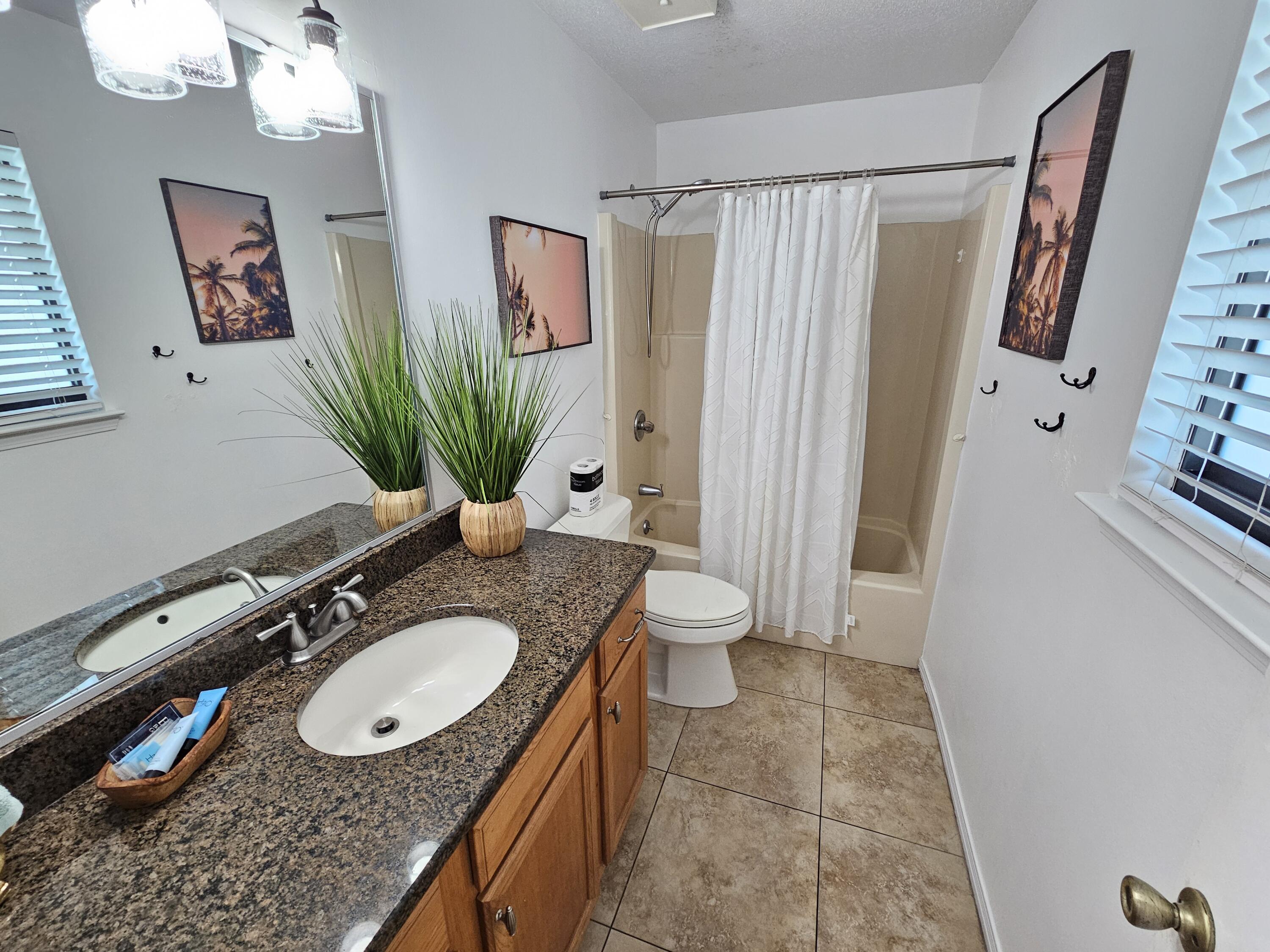 HIDDEN BEACH VILLAS CONDO - Residential