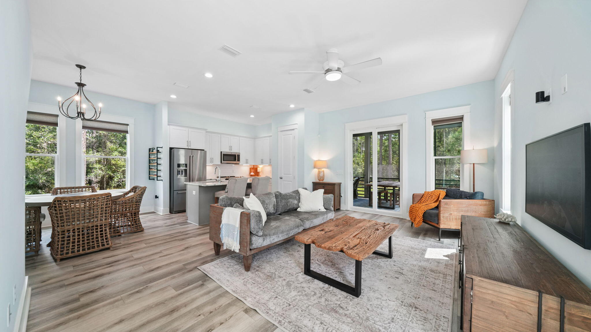 7537 Shady Glen Trail