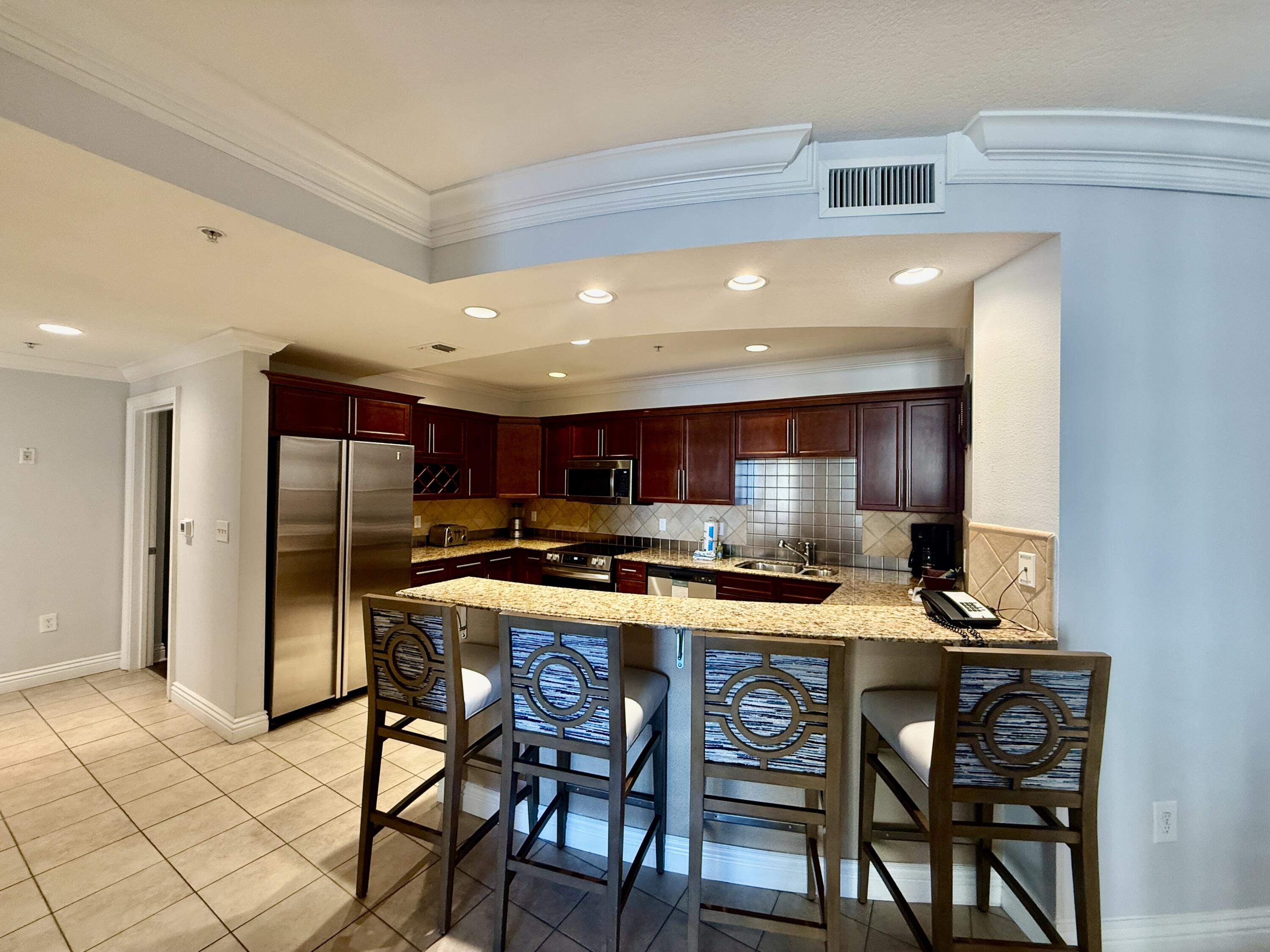 EMERALD GRANDE - Residential