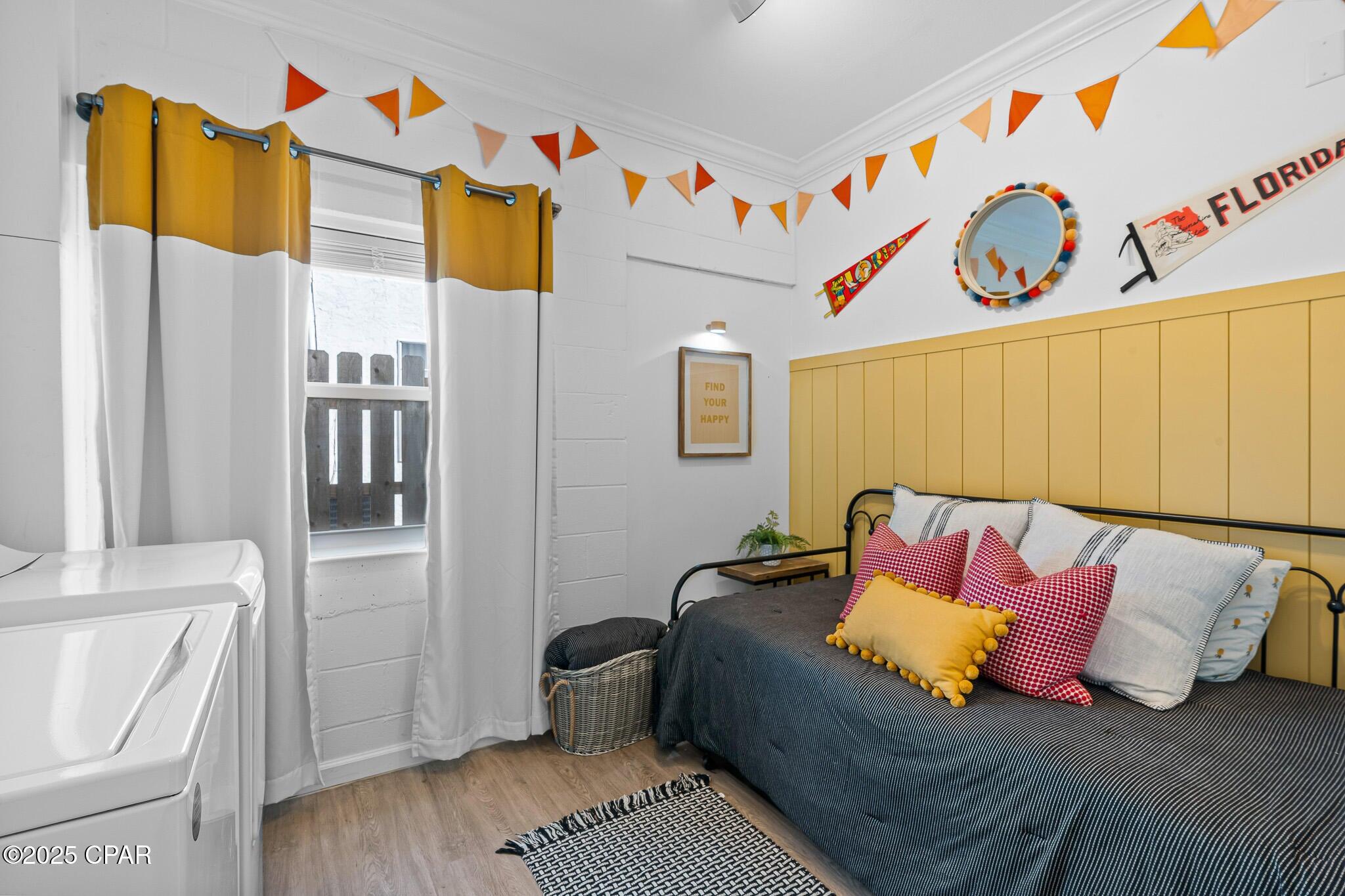 RIVIERA BEACH - Residential