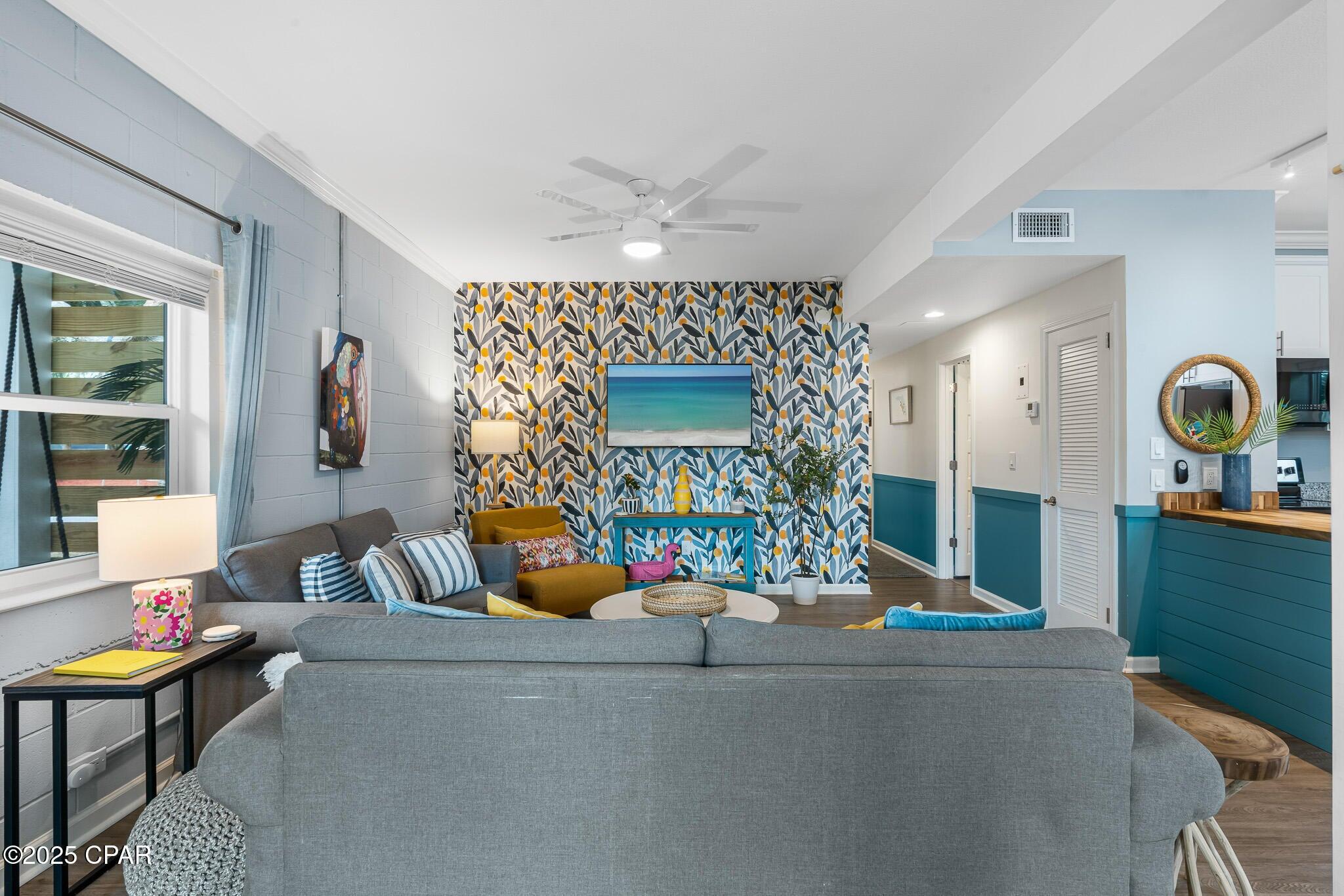 RIVIERA BEACH - Residential