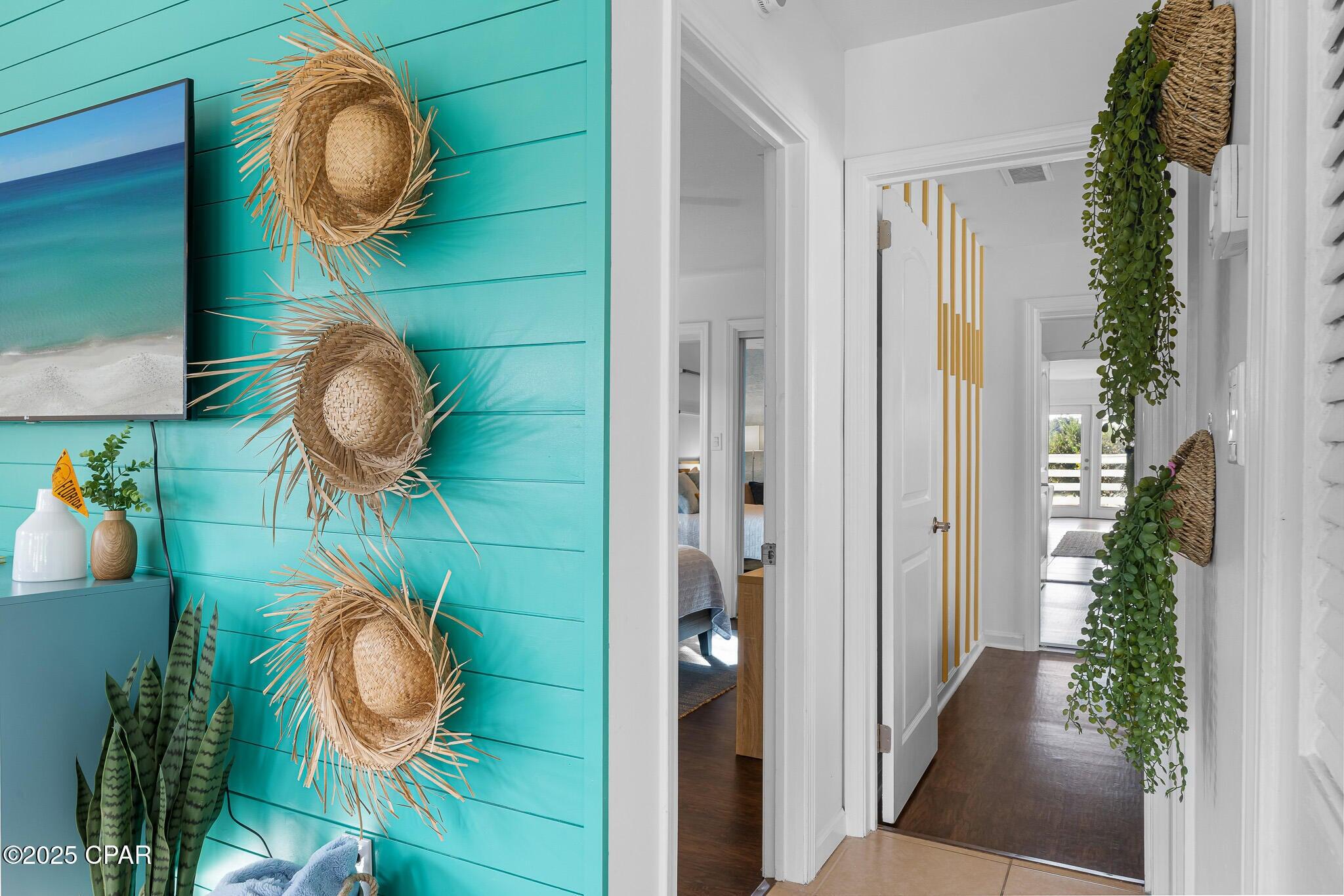 RIVIERA BEACH - Residential