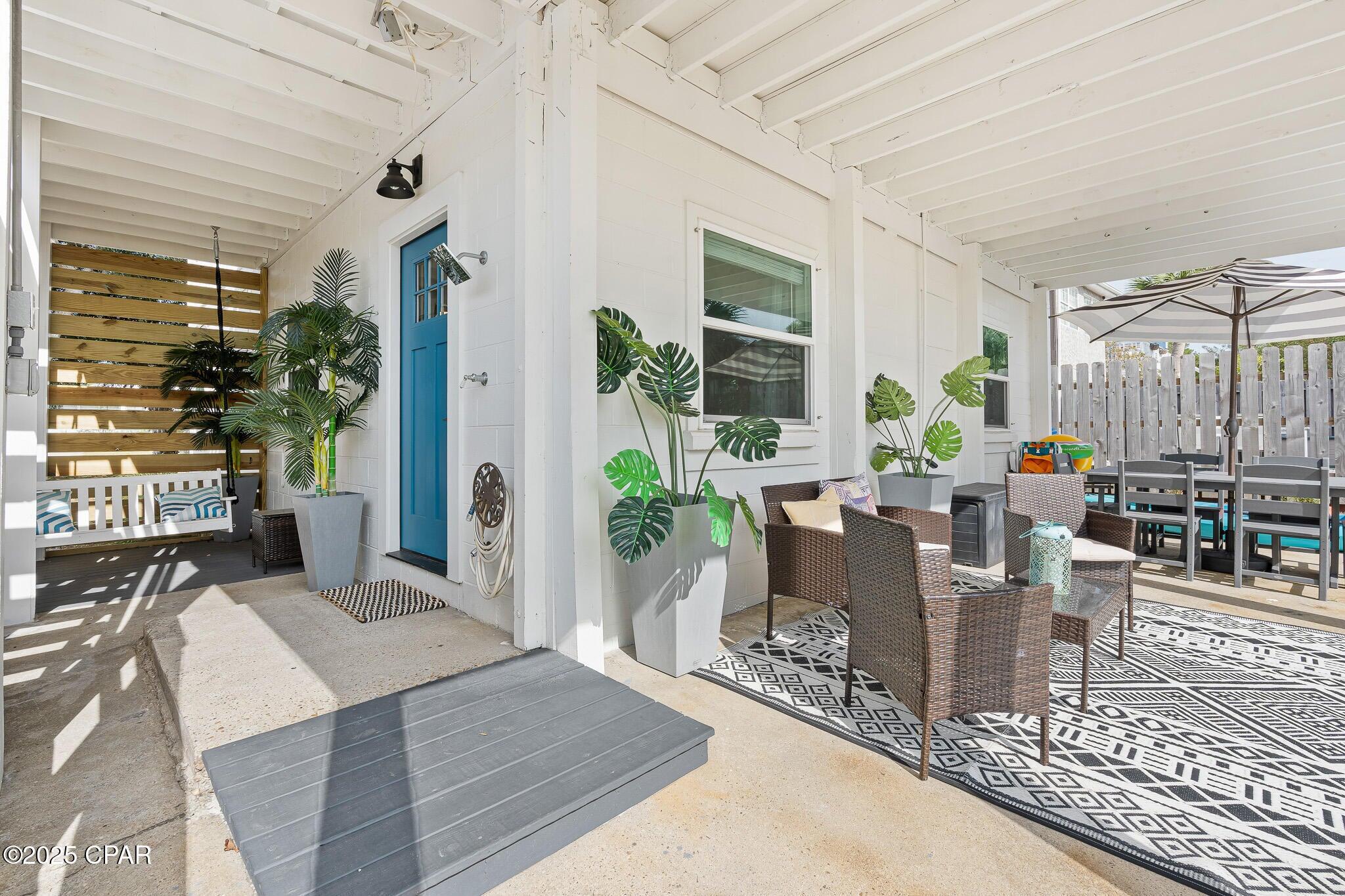 RIVIERA BEACH - Residential