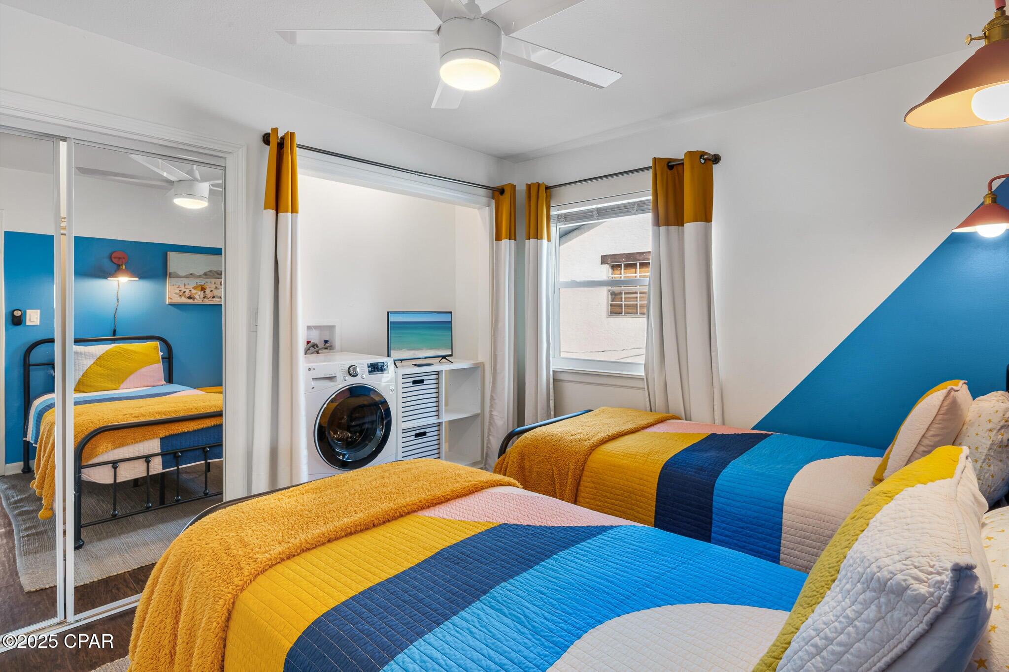 RIVIERA BEACH - Residential