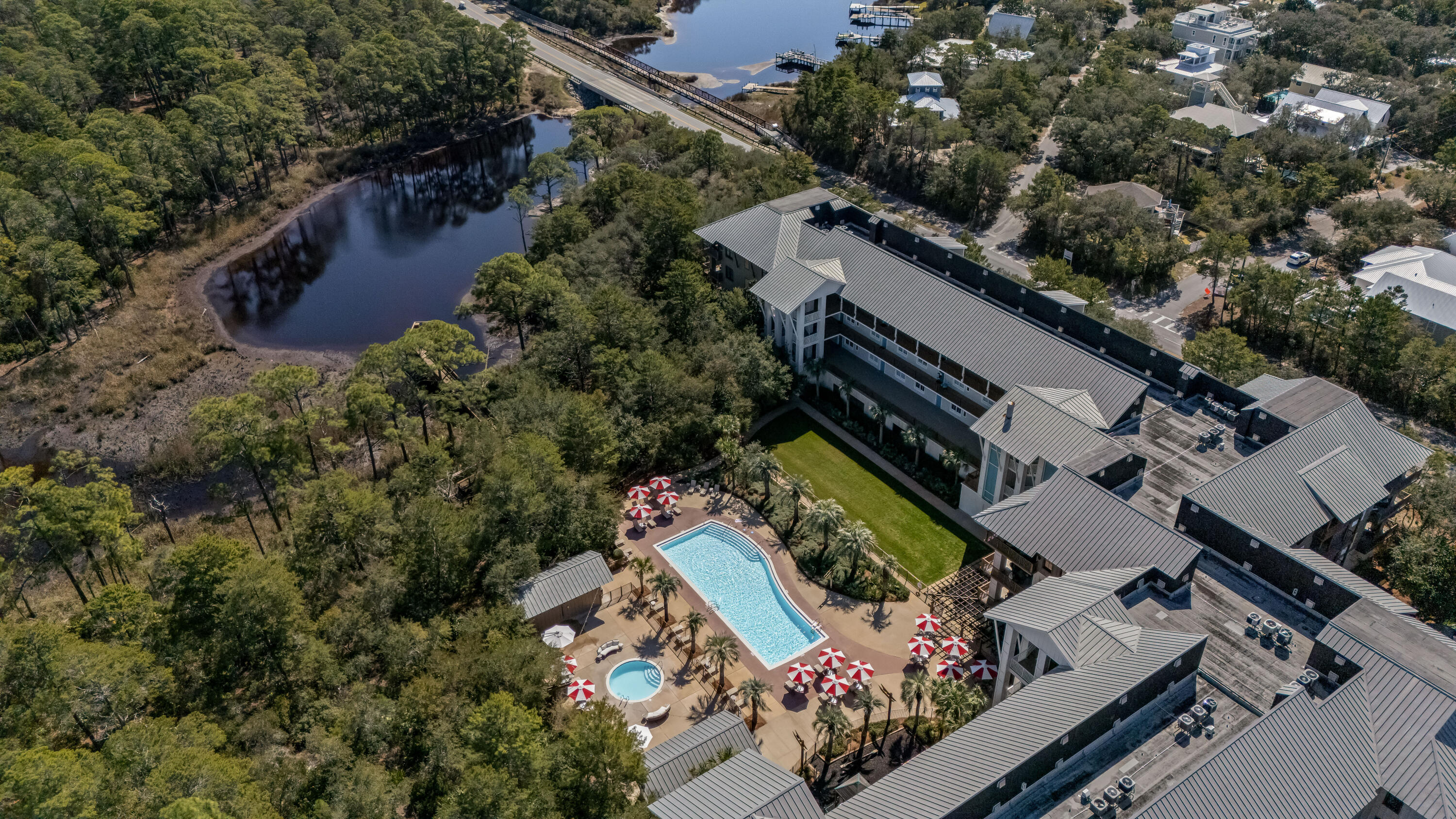 REDFISH VILLAGE - Residential