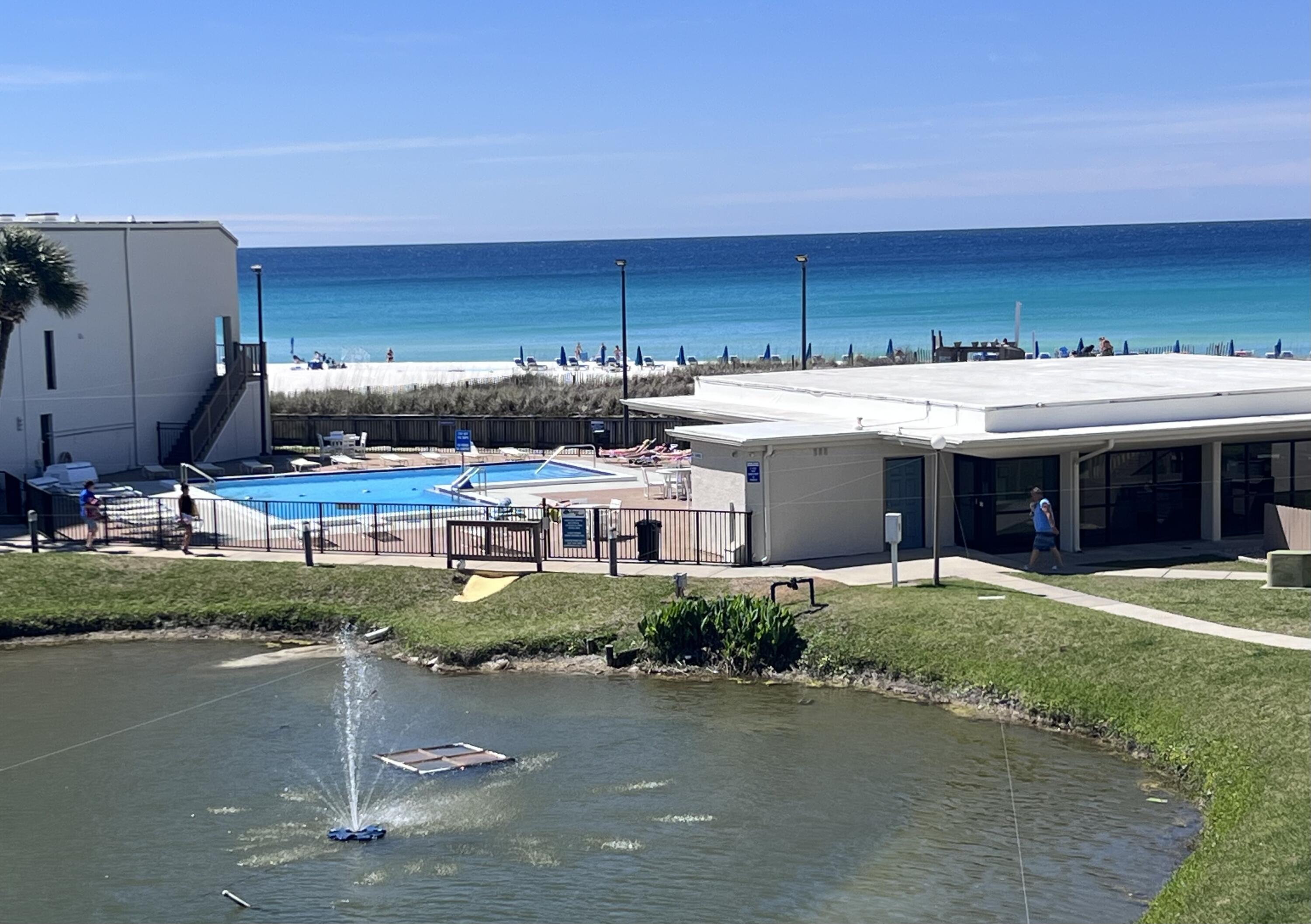 SUGAR BEACH T/H - Residential