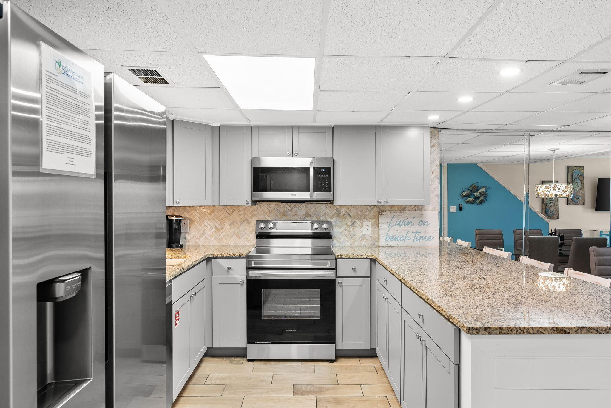 SUGAR BEACH T/H - Residential