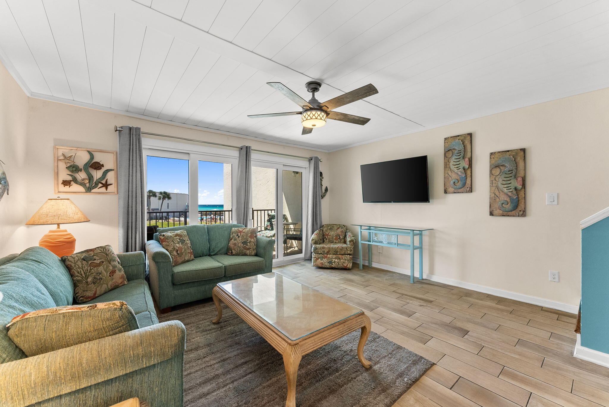 SUGAR BEACH T/H - Residential