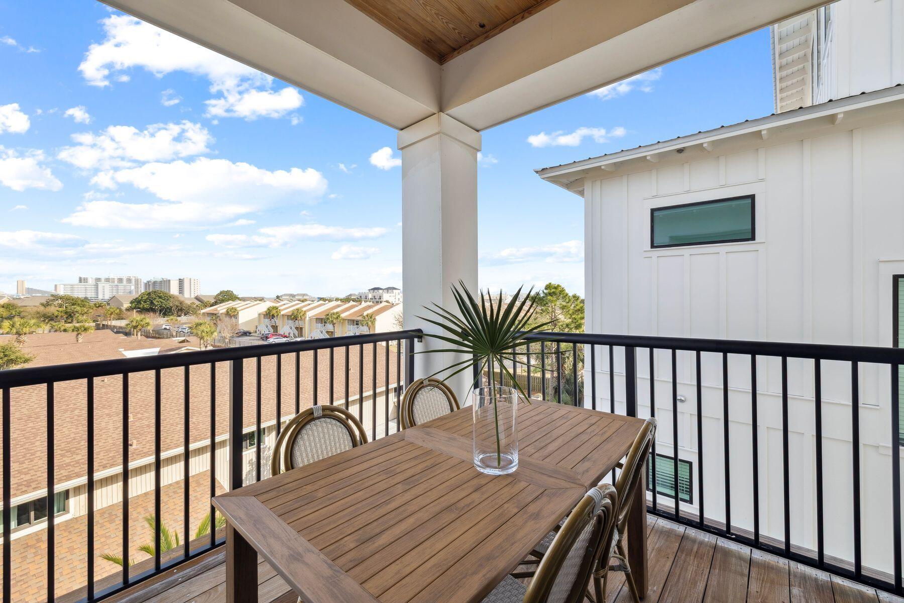 FRANGISTA BEACH 1ST ADDN - Residential