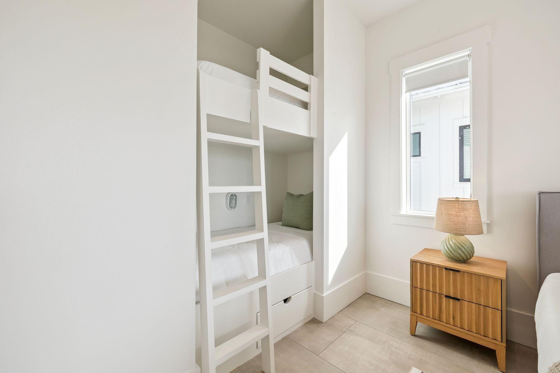 FRANGISTA BEACH 1ST ADDN - Residential