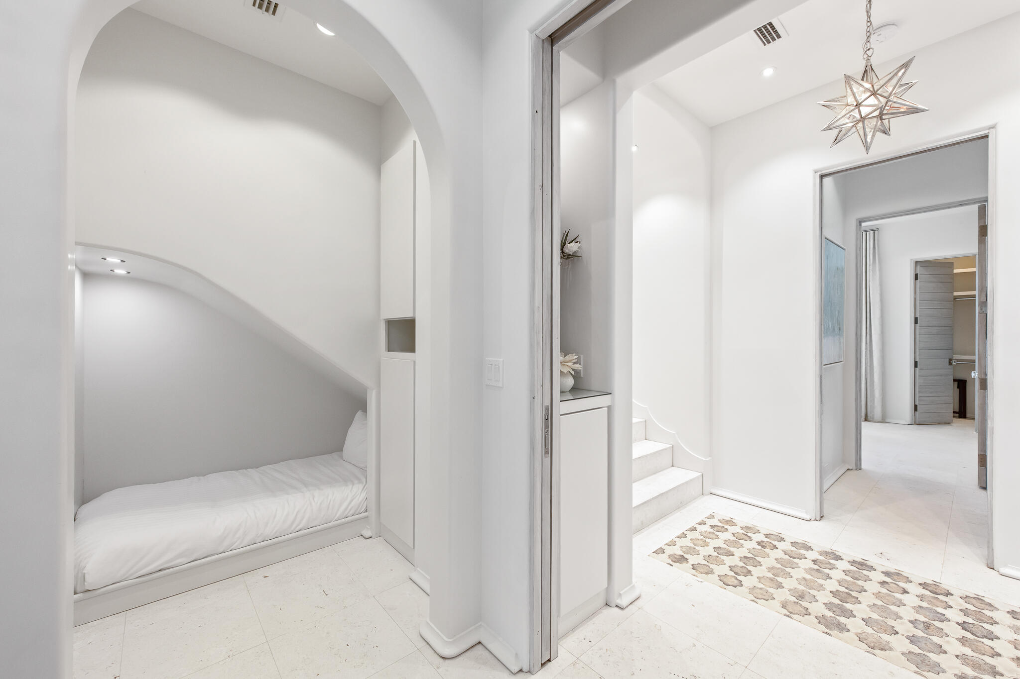 ALYS BEACH - Residential