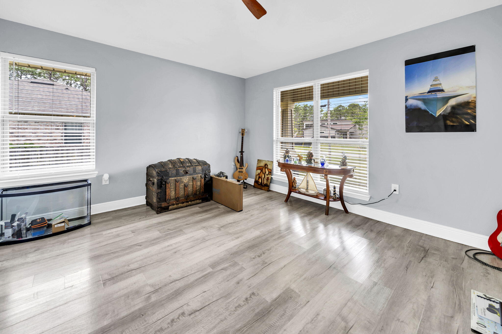 HOLLEY BY THE SEA - Residential