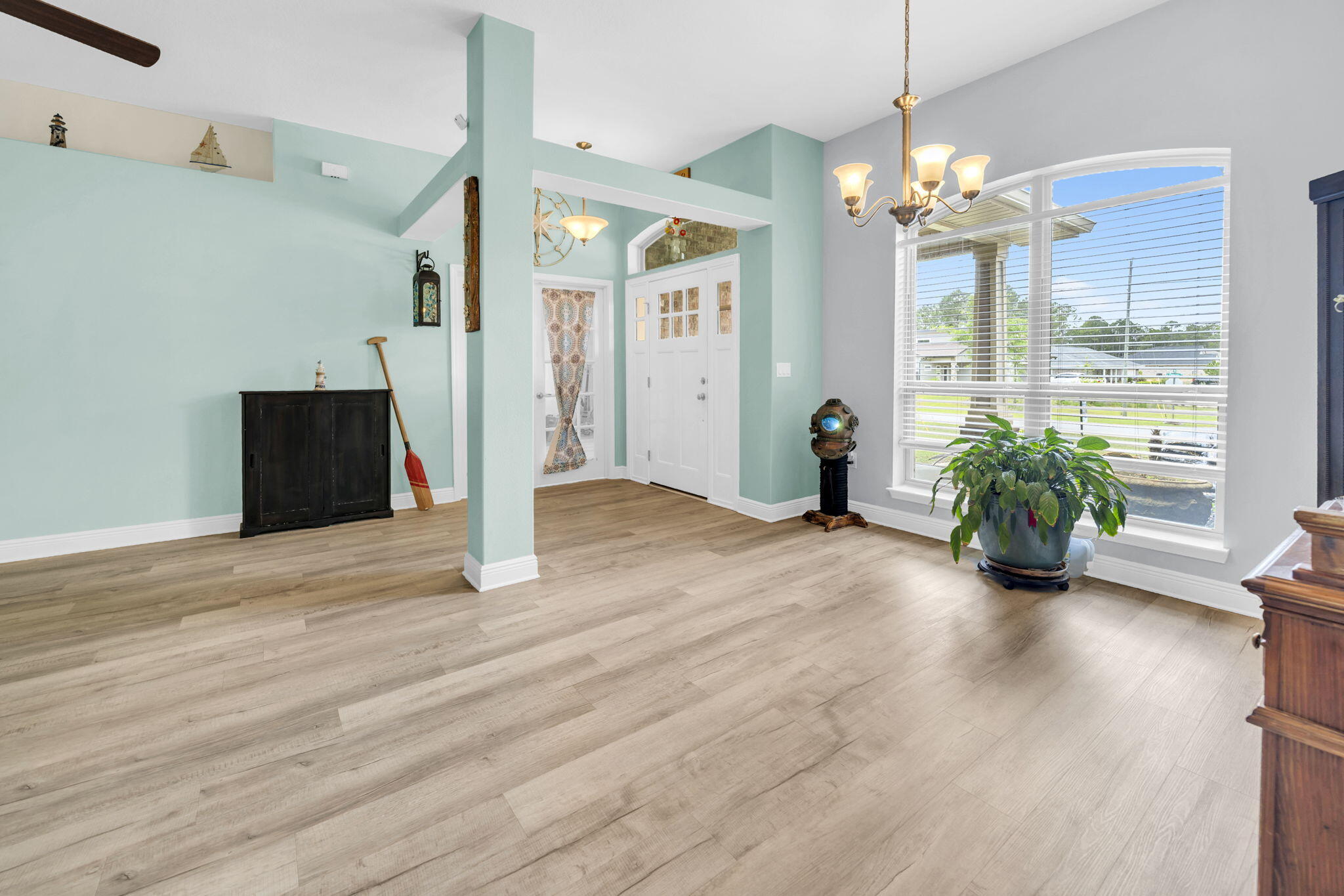 HOLLEY BY THE SEA - Residential