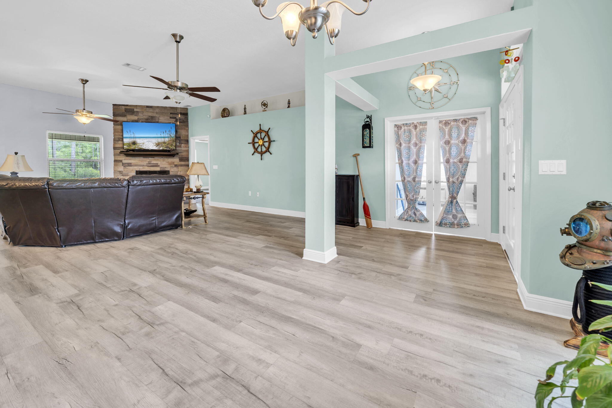 HOLLEY BY THE SEA - Residential