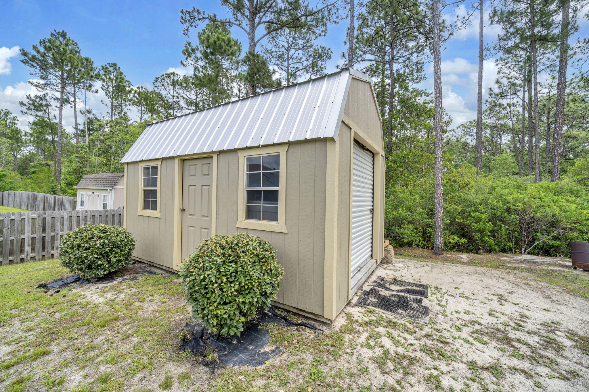 HOLLEY BY THE SEA - Residential