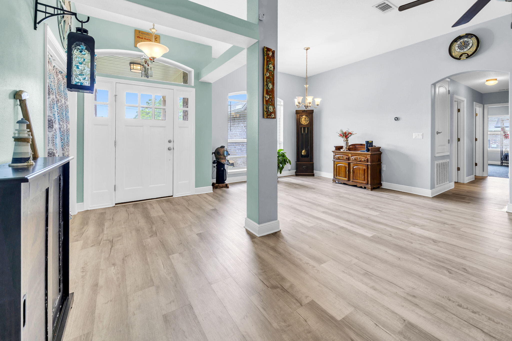HOLLEY BY THE SEA - Residential