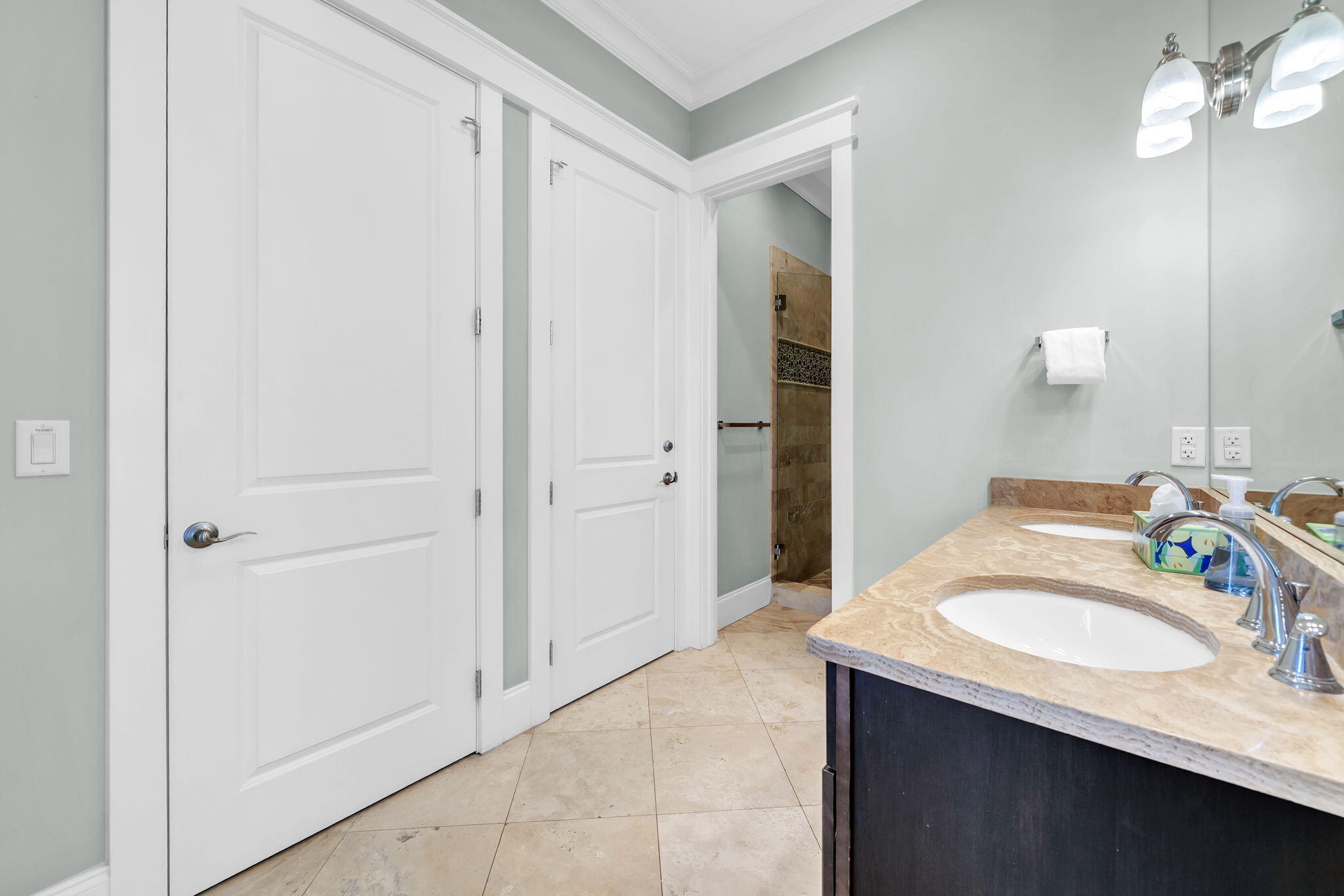 LAKESIDE AT BLUE MOUNTAIN BEACH - Residential