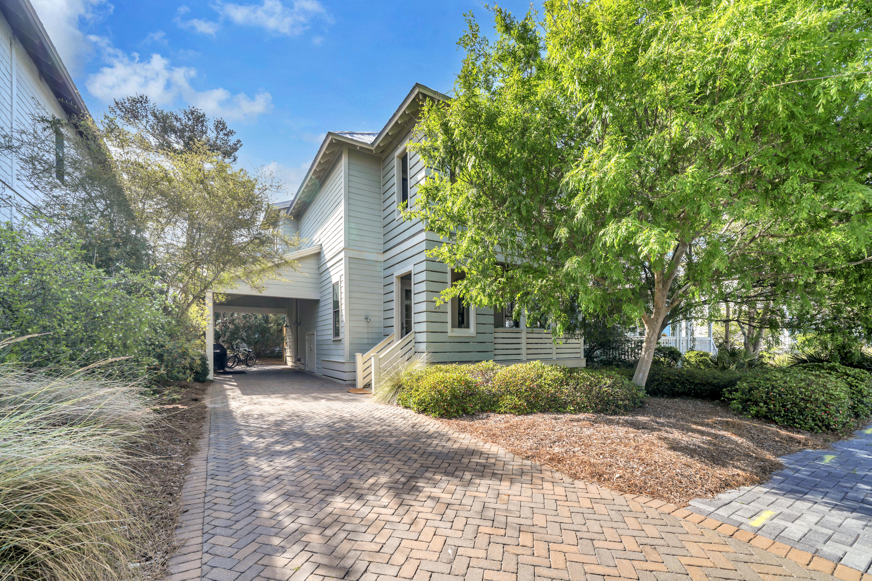 LAKESIDE AT BLUE MOUNTAIN BEACH - Residential
