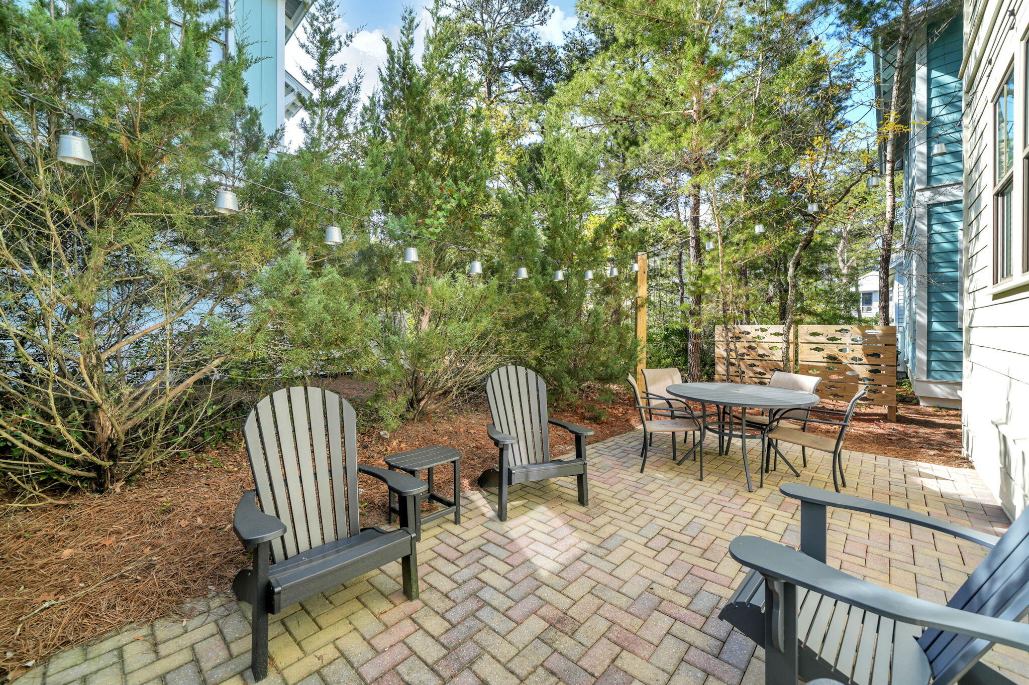 LAKESIDE AT BLUE MOUNTAIN BEACH - Residential