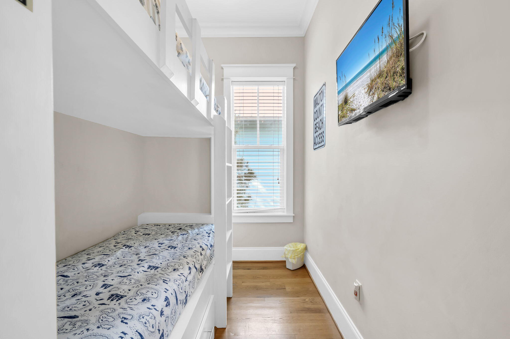 LAKESIDE AT BLUE MOUNTAIN BEACH - Residential