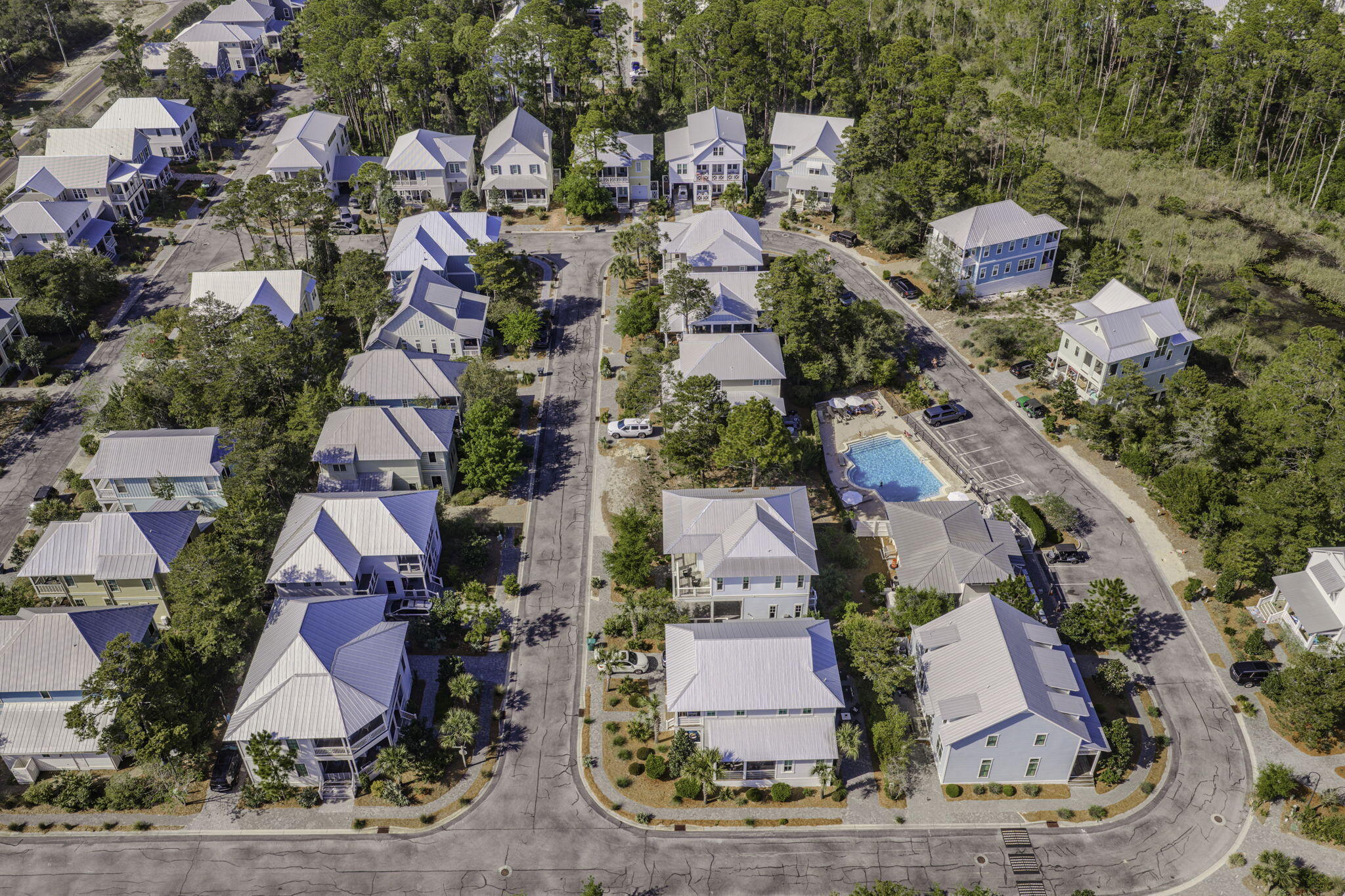 LAKESIDE AT BLUE MOUNTAIN BEACH - Residential