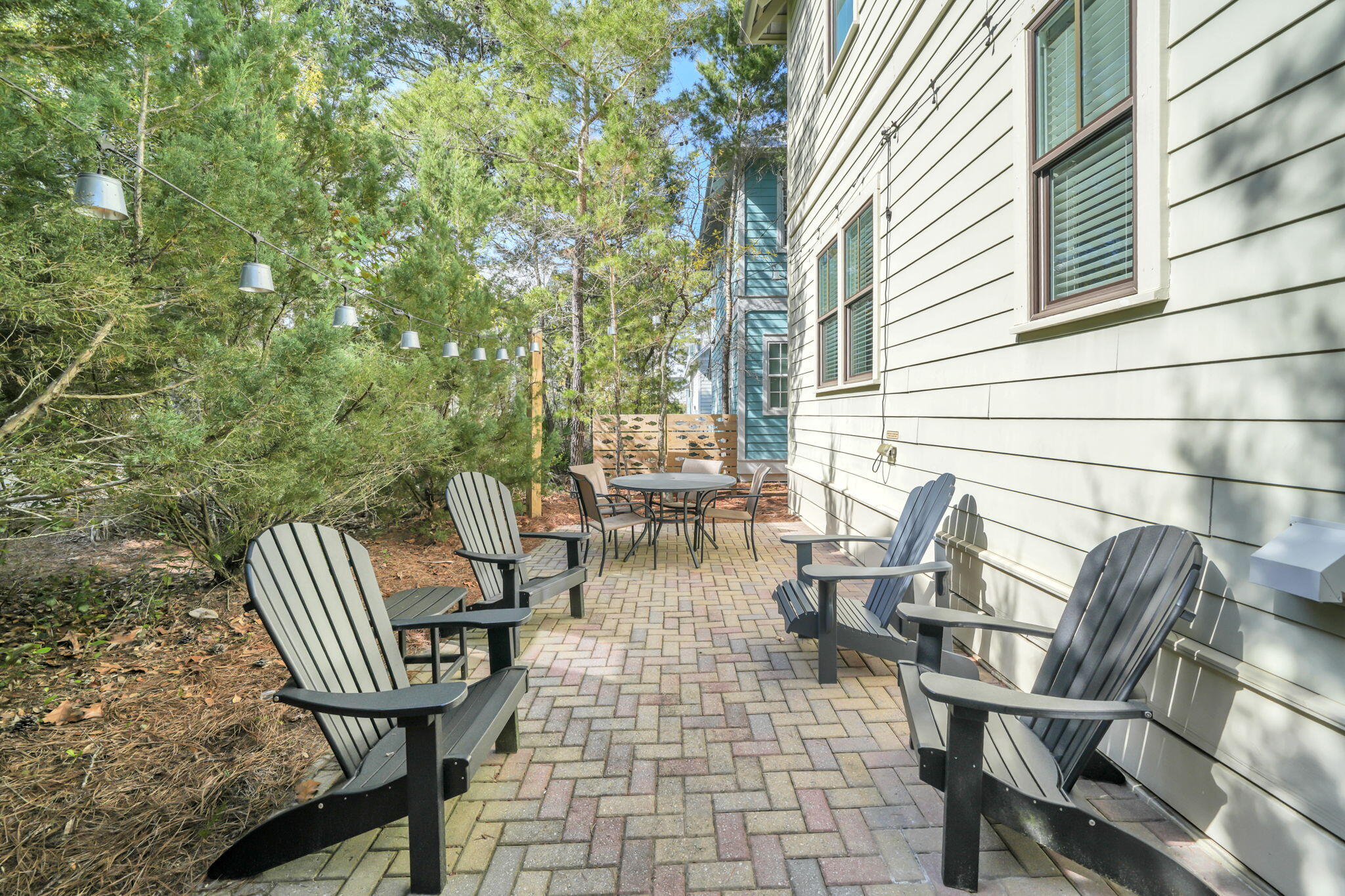 LAKESIDE AT BLUE MOUNTAIN BEACH - Residential