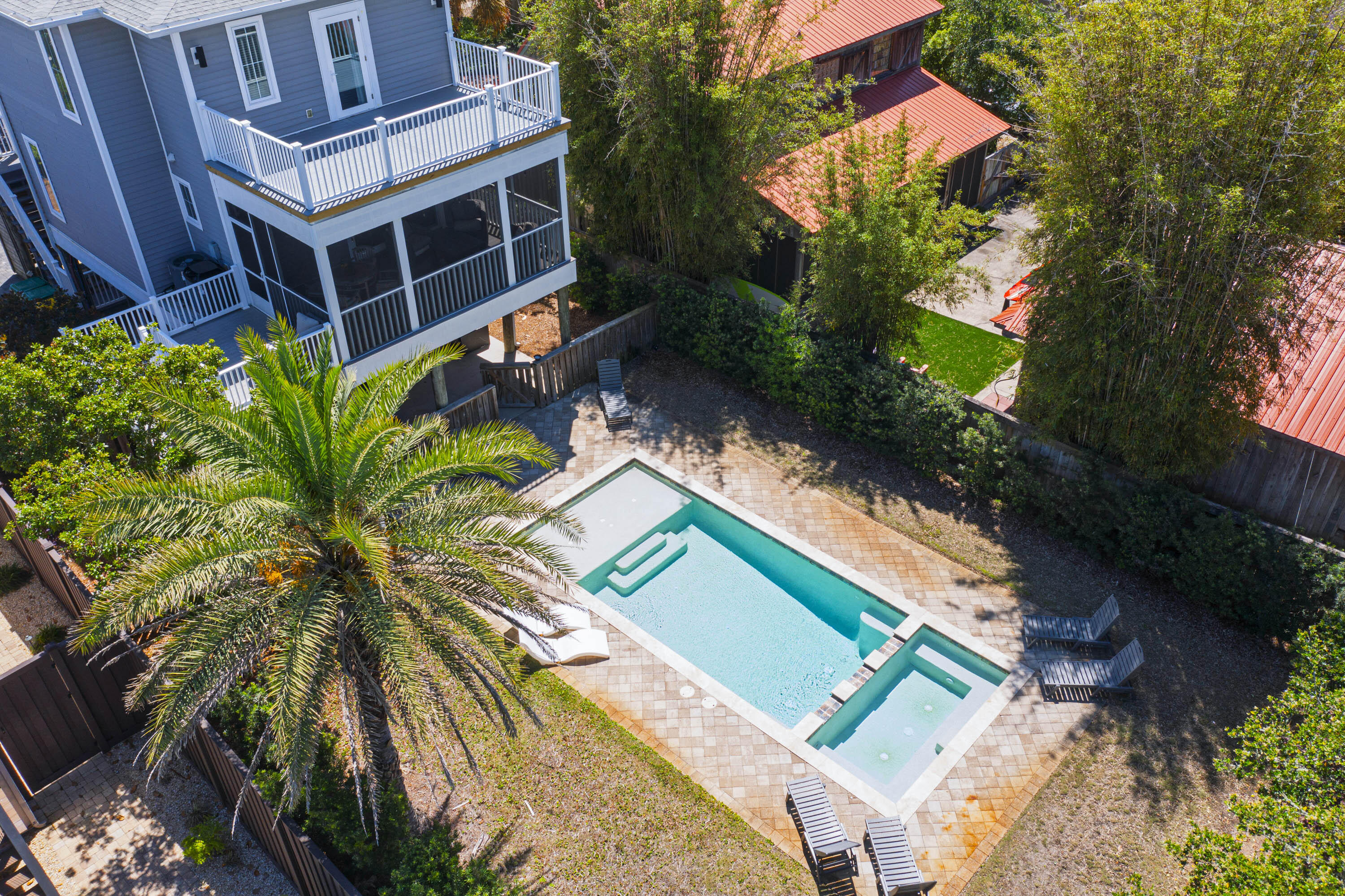 CRYSTAL BEACH - Residential