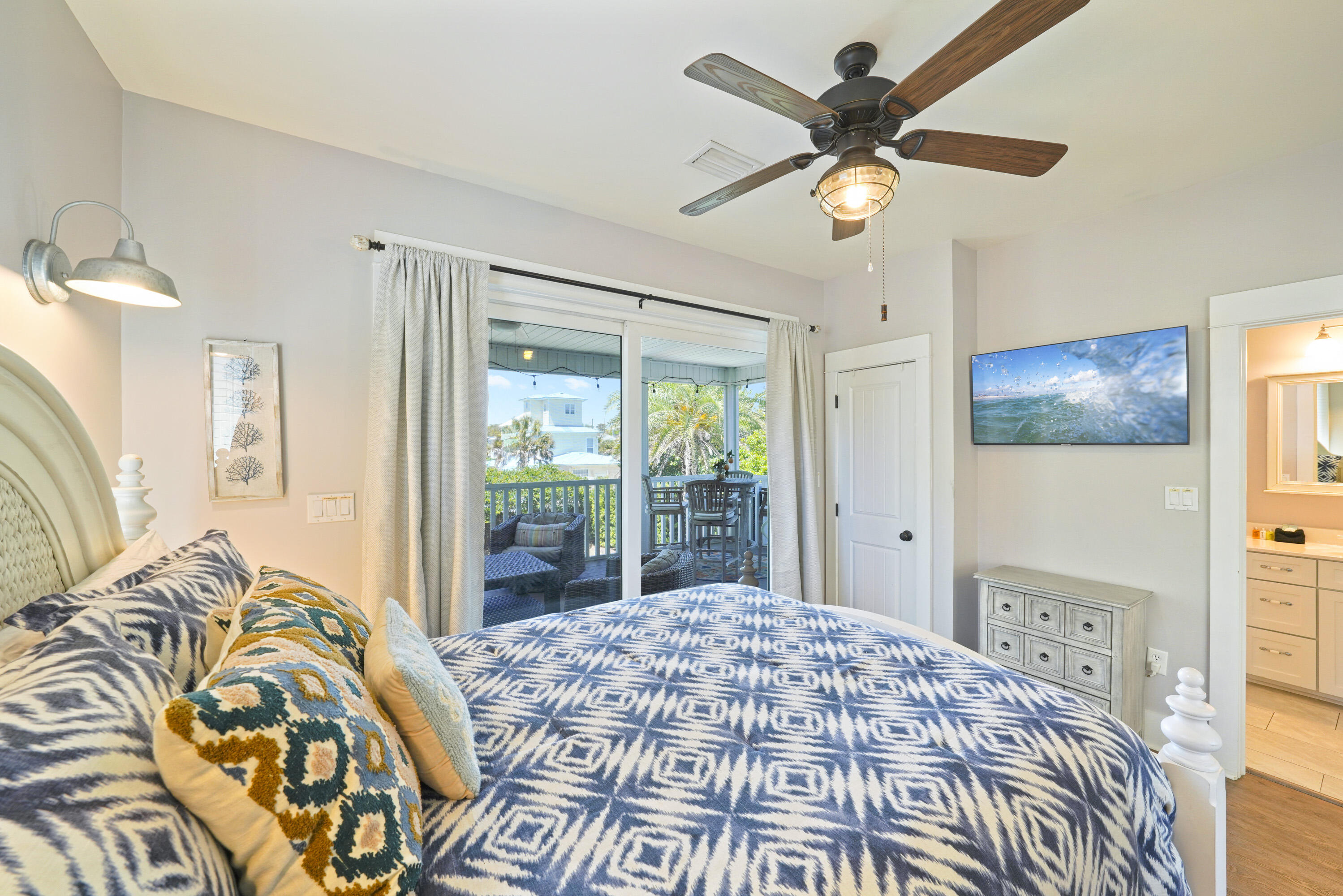 CRYSTAL BEACH - Residential