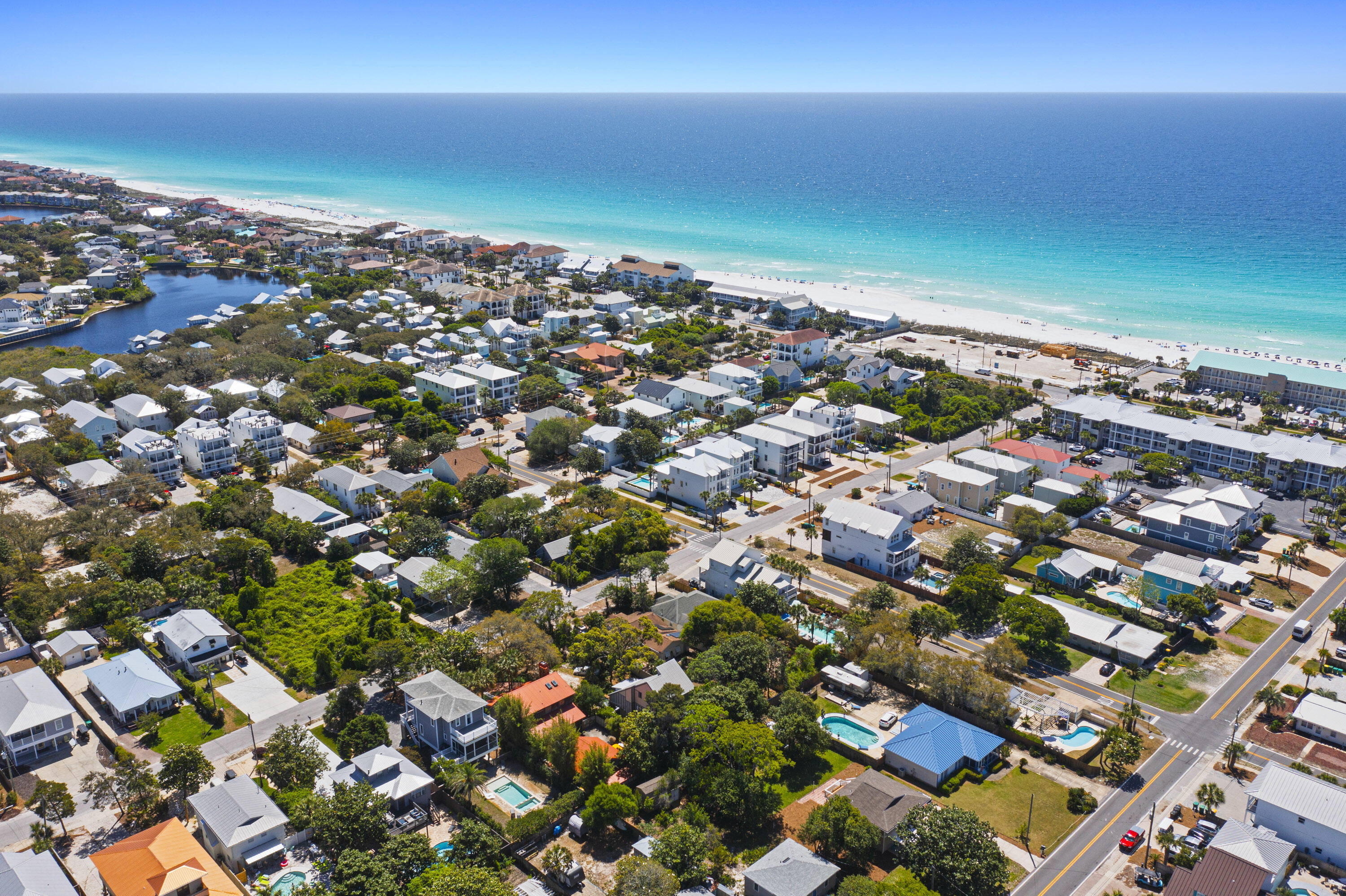 CRYSTAL BEACH - Residential