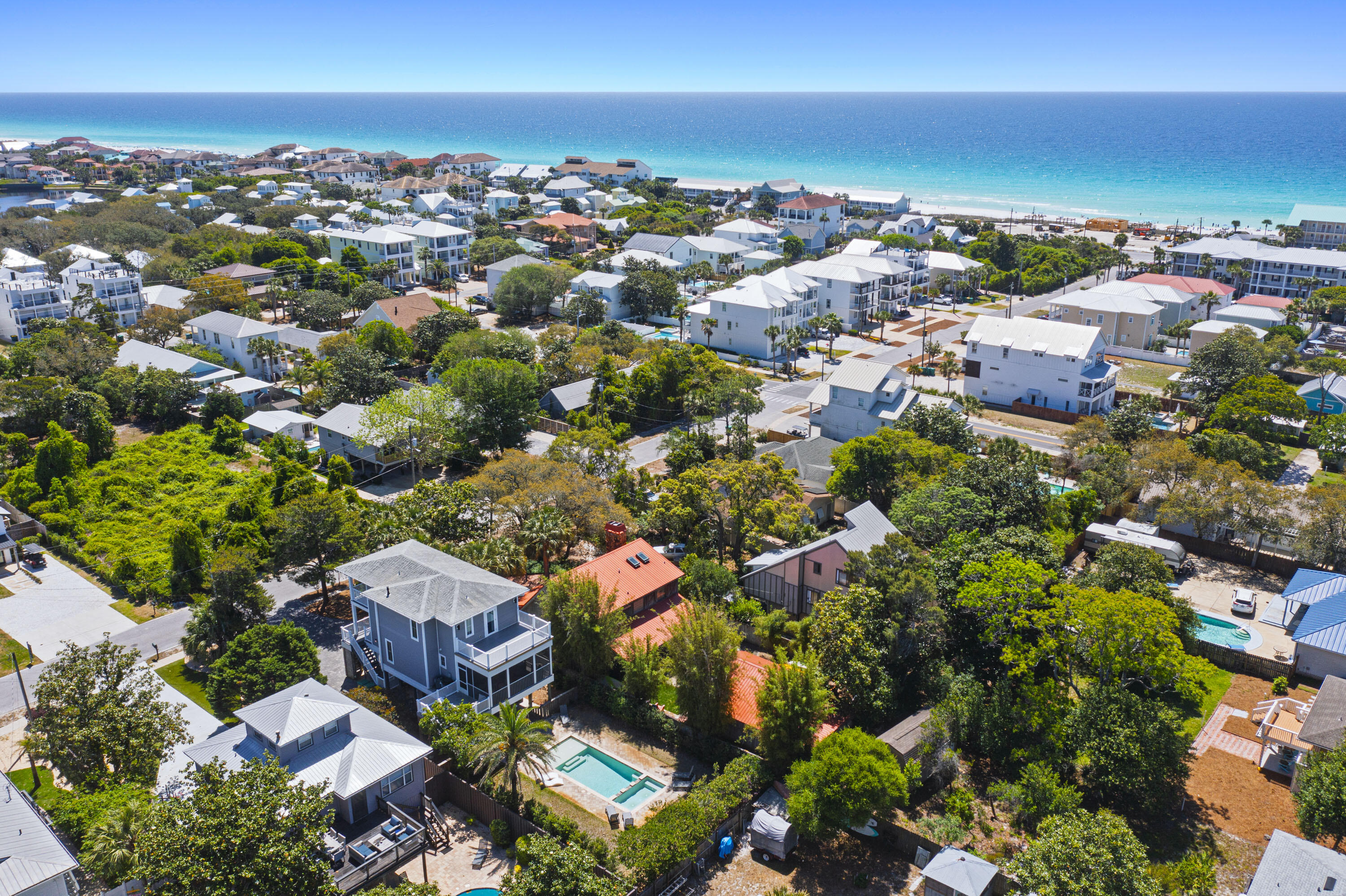 CRYSTAL BEACH - Residential