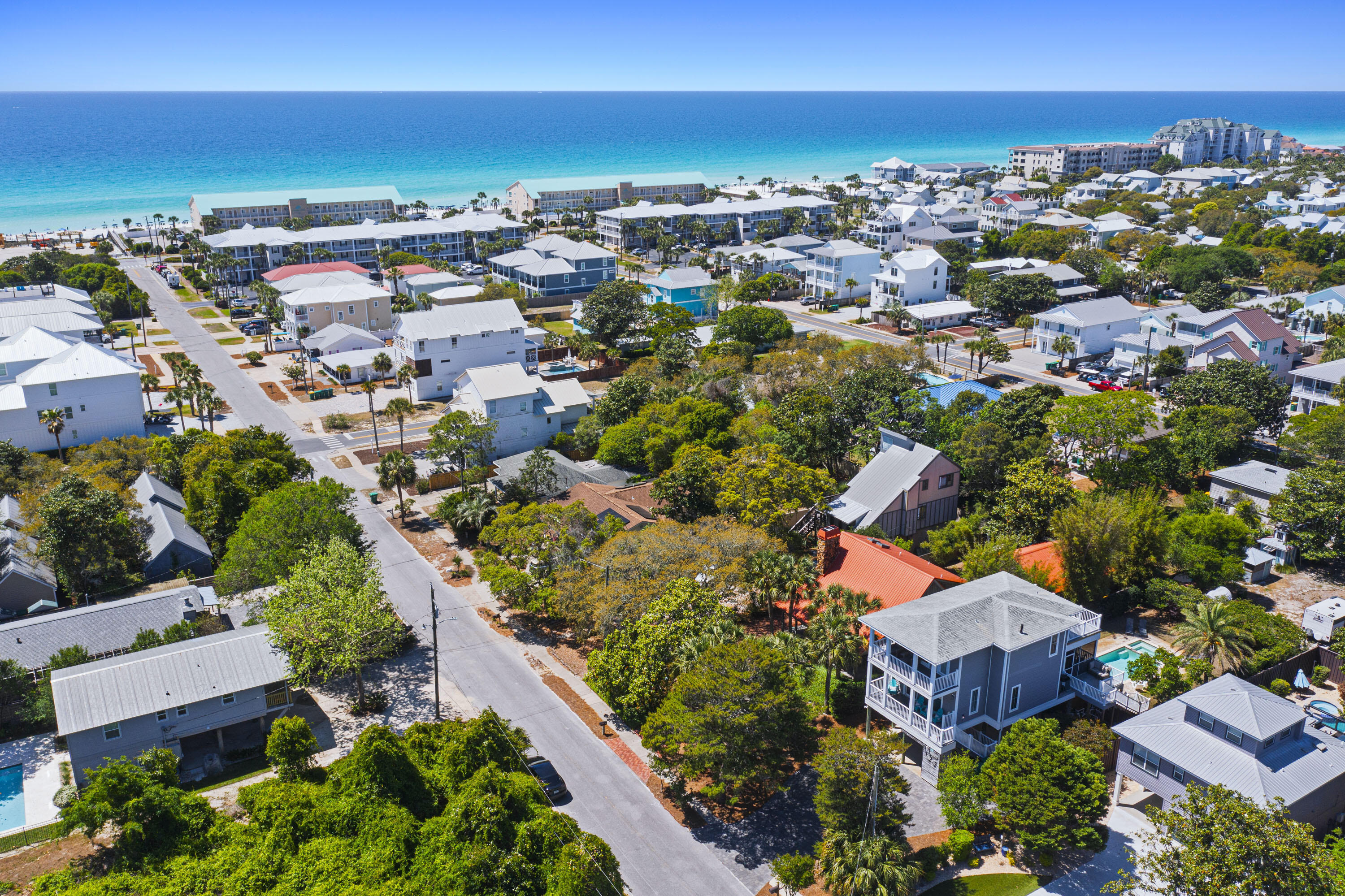 CRYSTAL BEACH - Residential