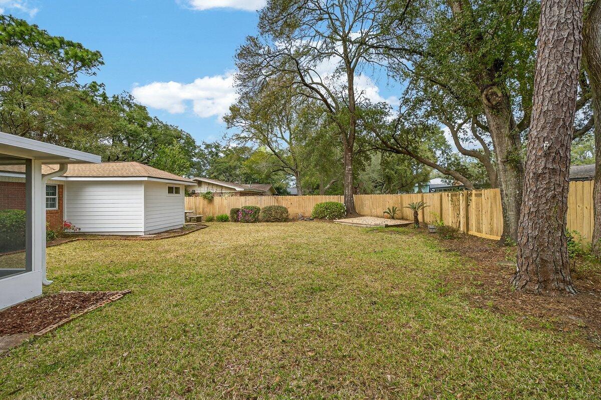 KENWOOD FIRST ADDITION LOT 4 BLK C - Residential