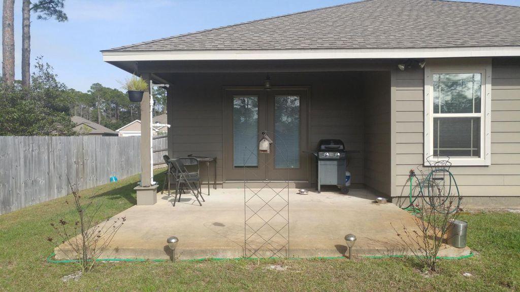 COTTAGES AT EAST RIVER - Residential