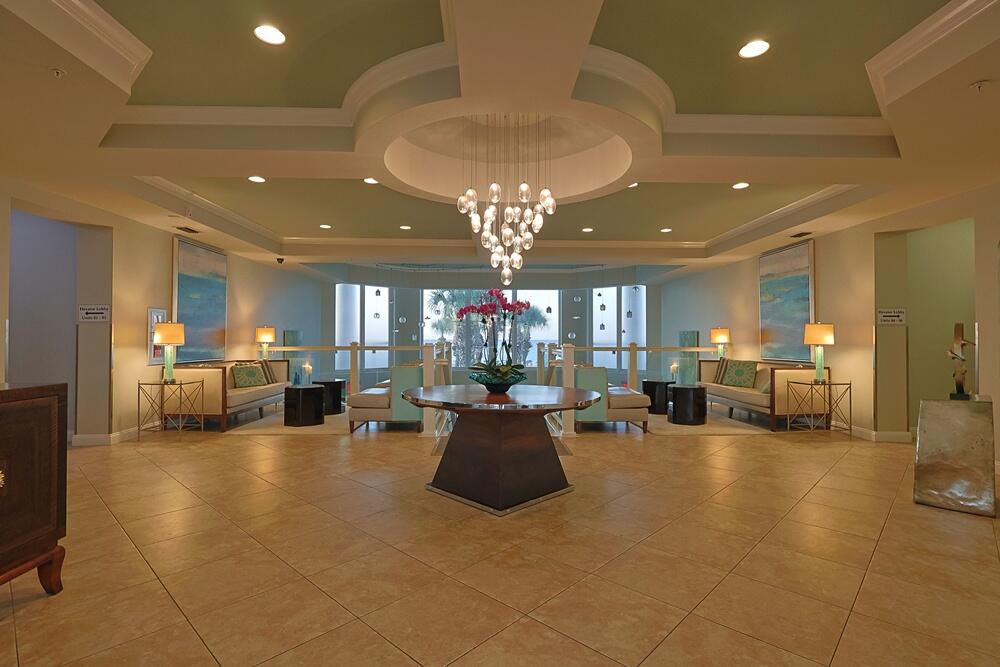 SILVER BEACH TOWERS - Residential