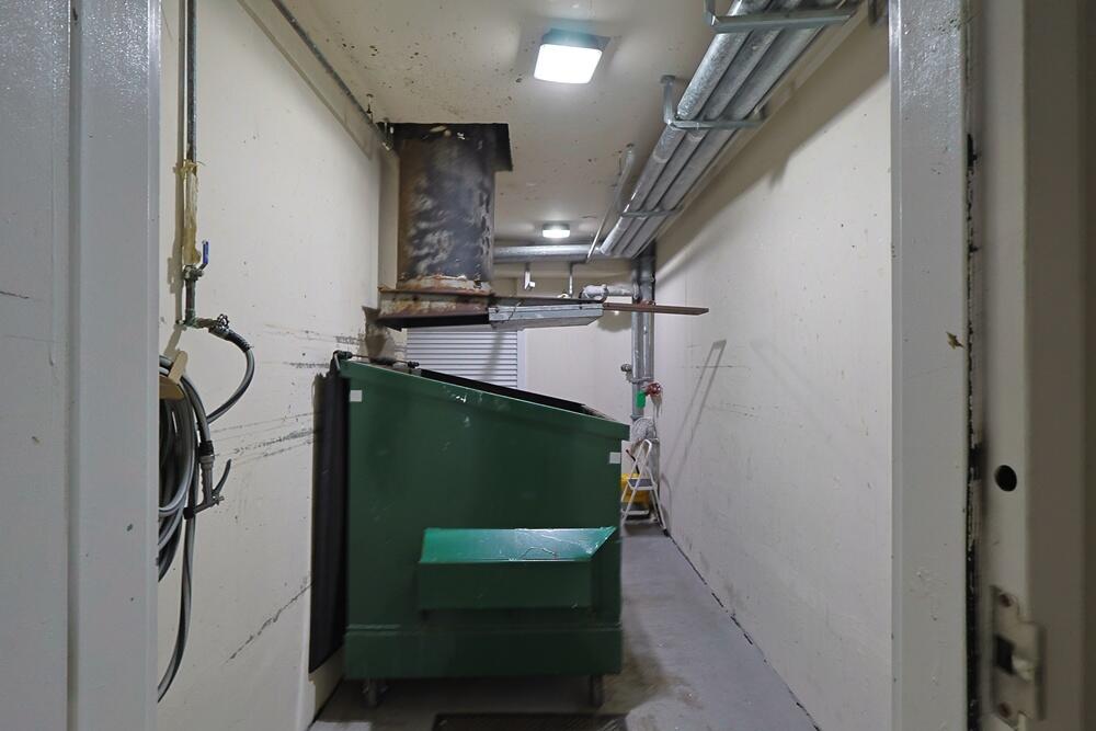 SILVER BEACH TOWERS - Residential