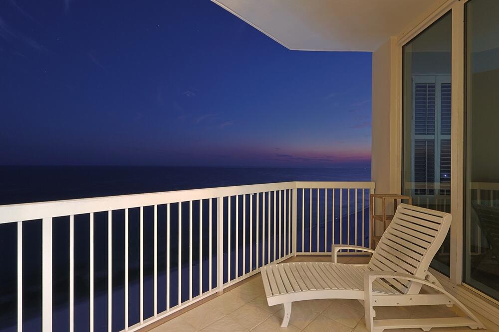 SILVER BEACH TOWERS - Residential